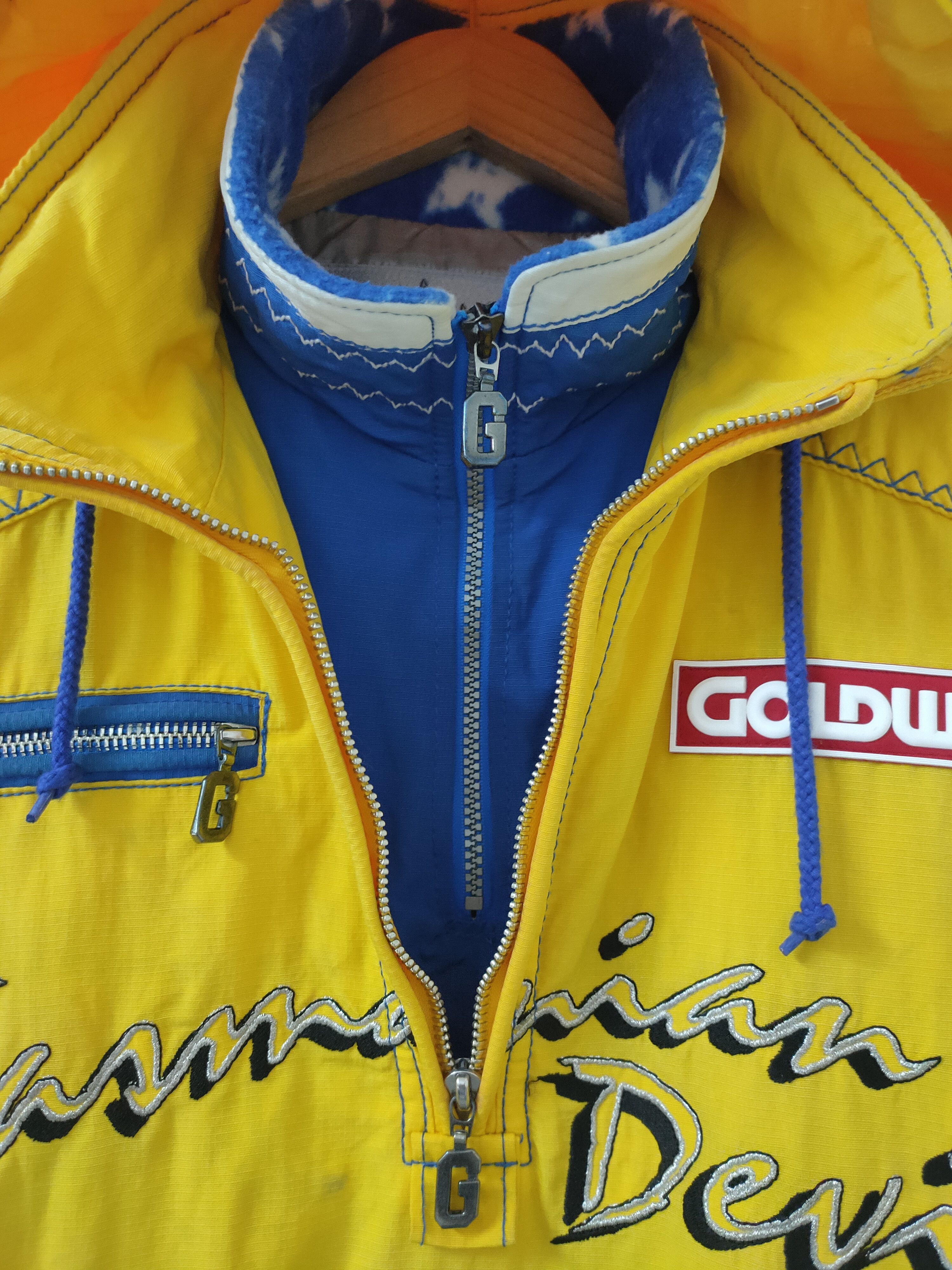 Goldwin Vintage 90s Goldwin X Warner Bros Ski Jacket Size US L / EU 52-54 / 3 - 8 Thumbnail