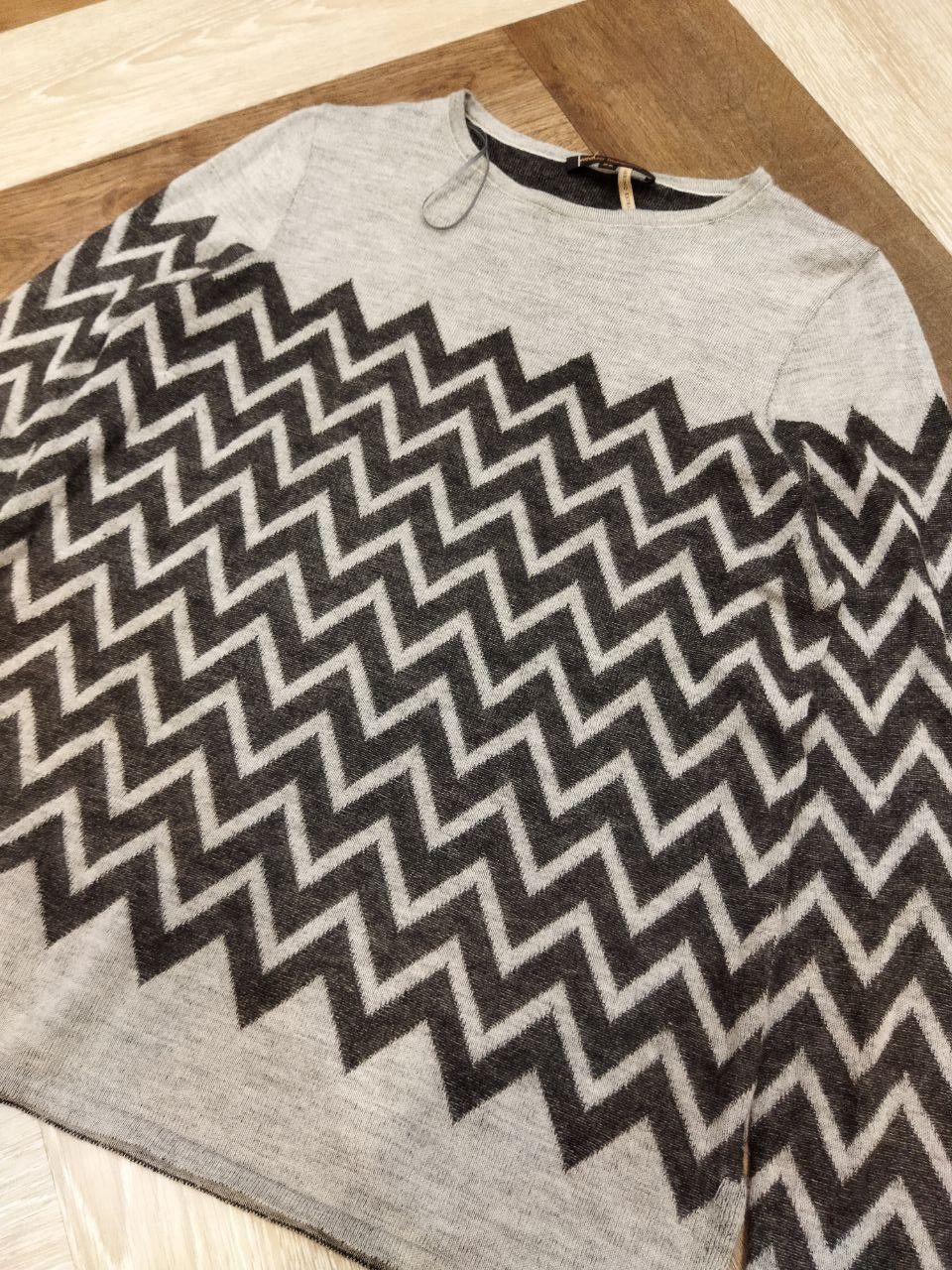 Adolfo Dominguez Adolfo Dominguez Knitted Tops Size XS / US 0-2 / IT 36-38 - 4 Thumbnail