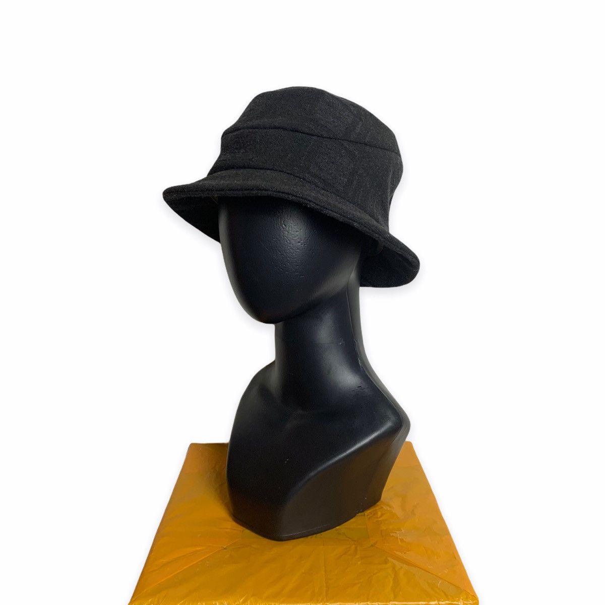 image of Japan Ca4La Bucket Hat Made In Japan in Black, Men's