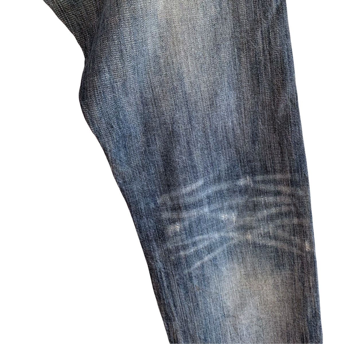 Chevignon Chevignon Reconstructed Patches Denim Pant Size US 30 / EU 46 - 11 Thumbnail