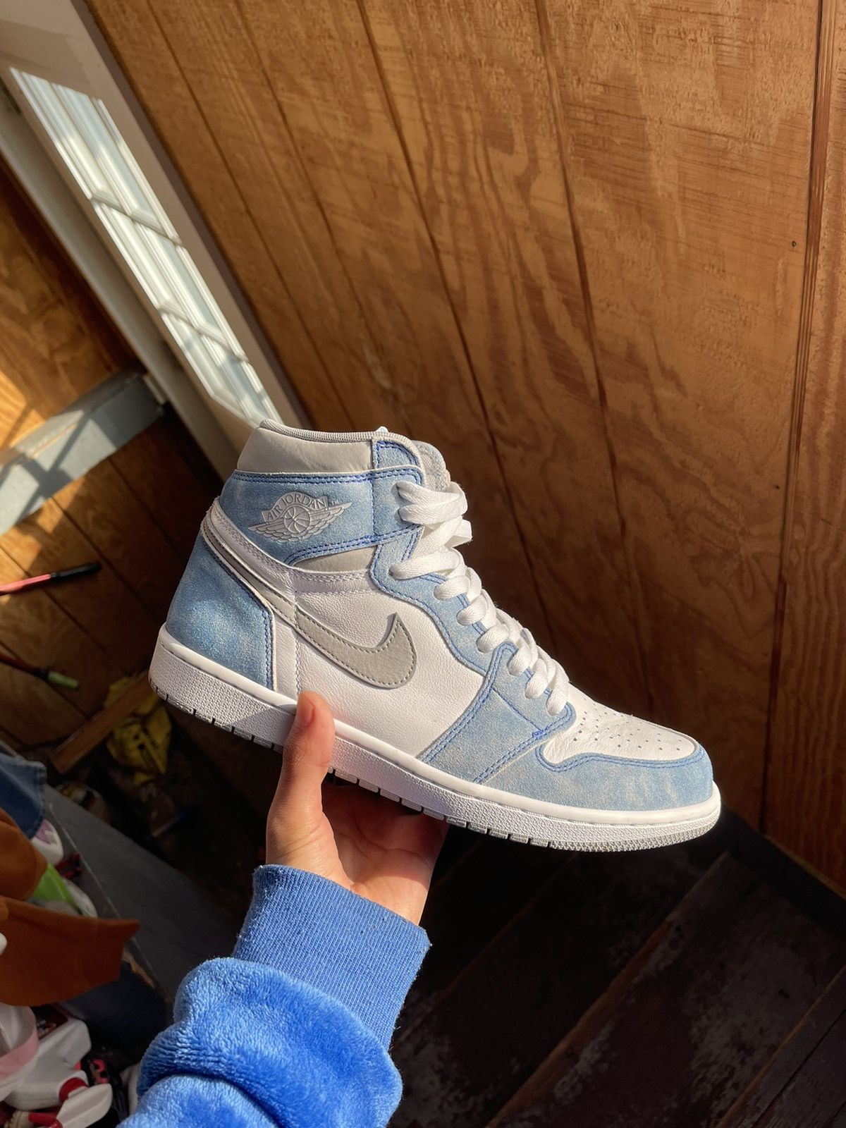 Jordan Brand Mens Air Jordan 1 High Retro OG ‘Hyper Royal’ size 10 Size US 10 / EU 43 - 6 Thumbnail