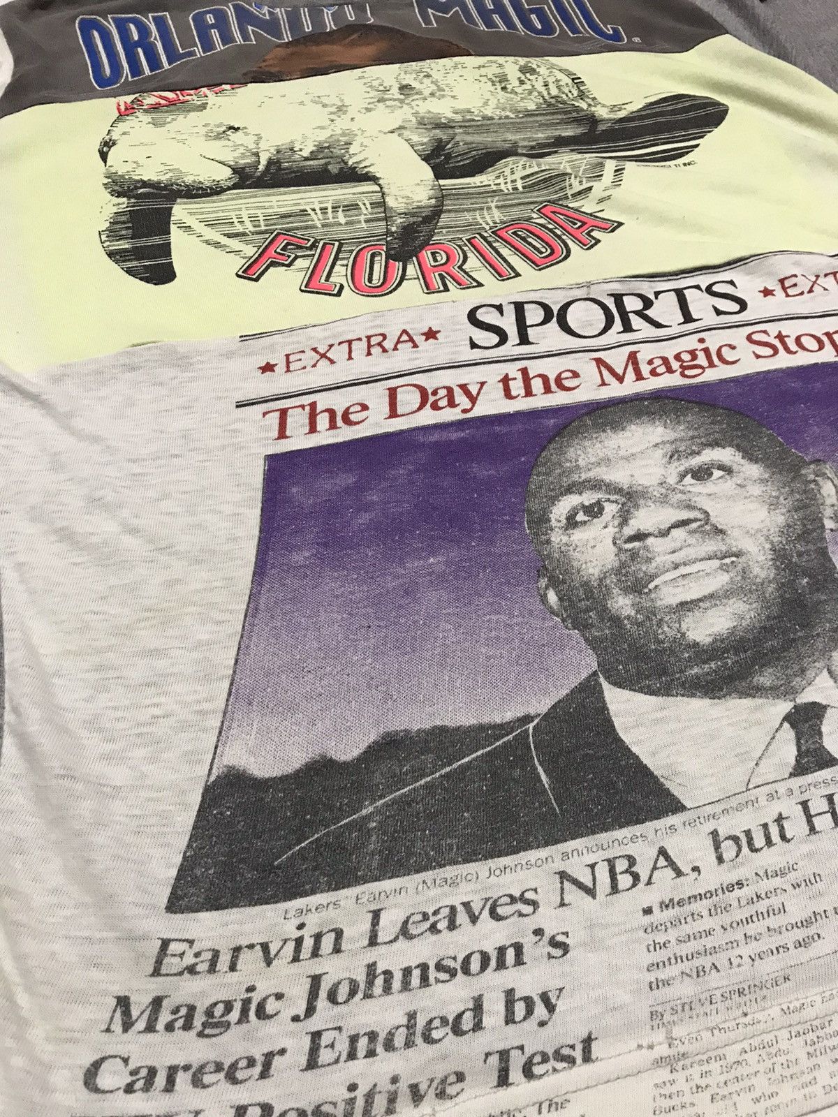 NBA 90s Vintage Distressed Orlando Lakers Magic Johnson NBA Tee Size US L / EU 52-54 / 3 - 4 Thumbnail