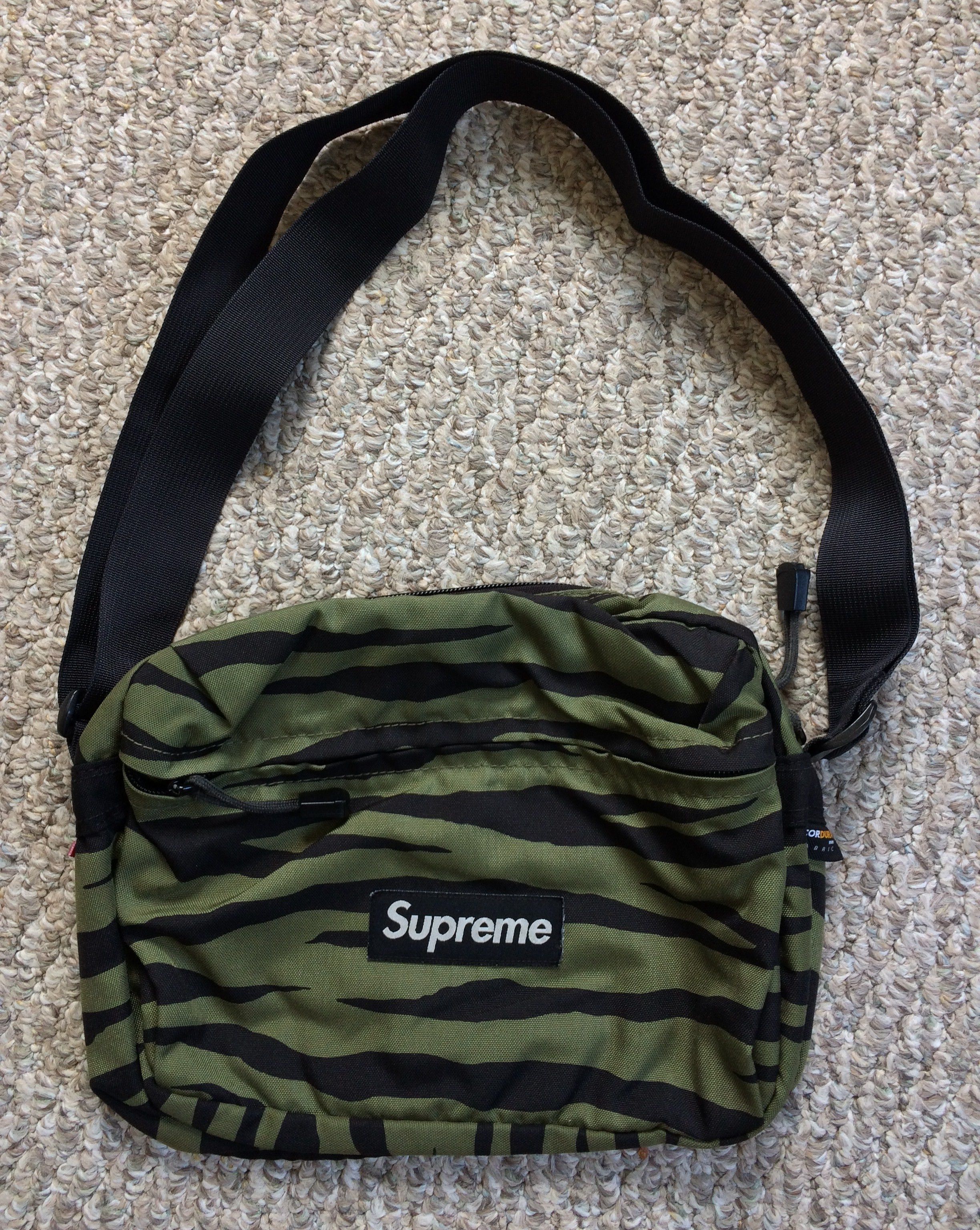 Supreme S/S 2011 Supreme Zebra Cordura Shoulder Bag Size ONE SIZE - 1 Thumbnail