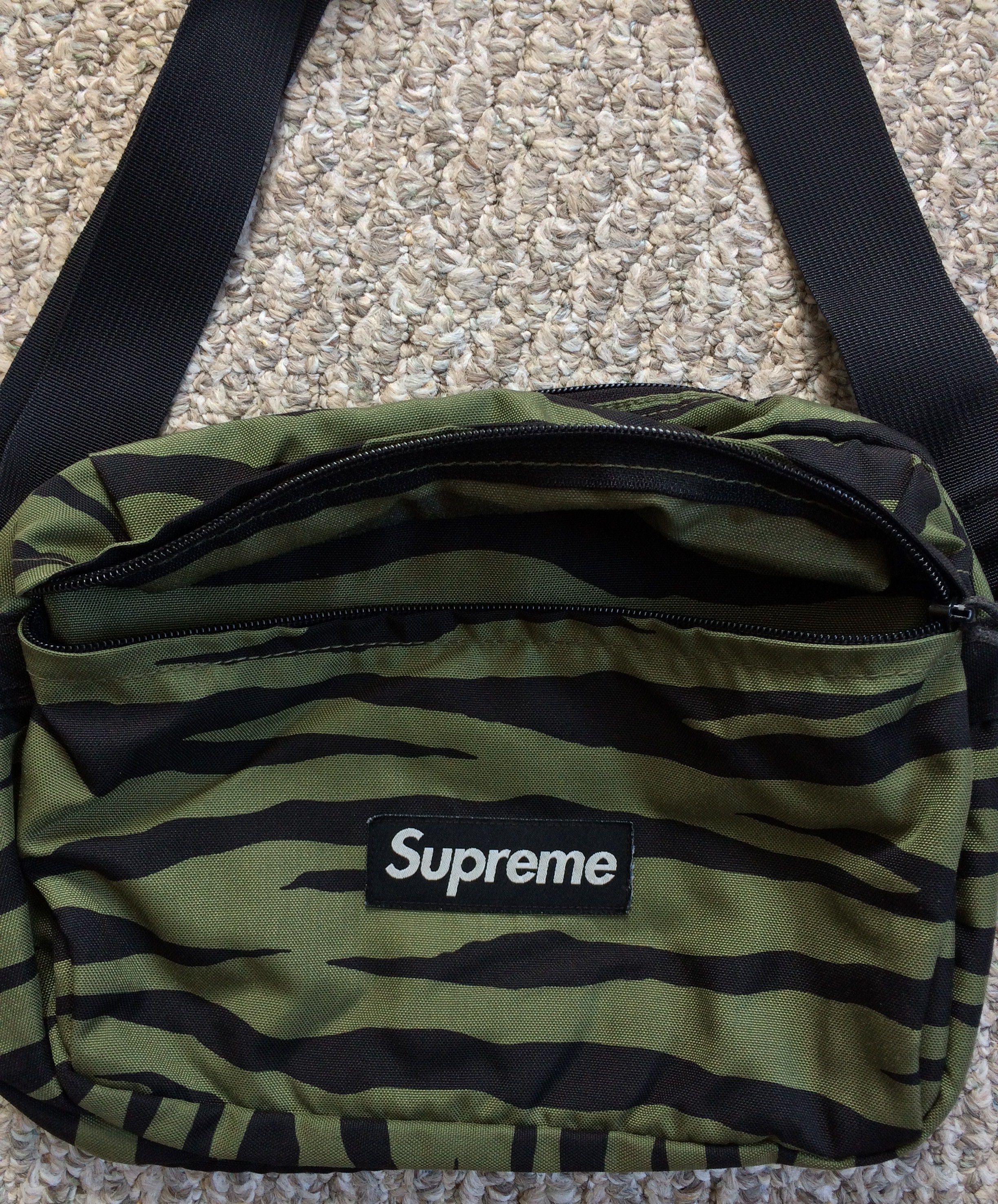 Supreme S/S 2011 Supreme Zebra Cordura Shoulder Bag Size ONE SIZE - 2 Thumbnail