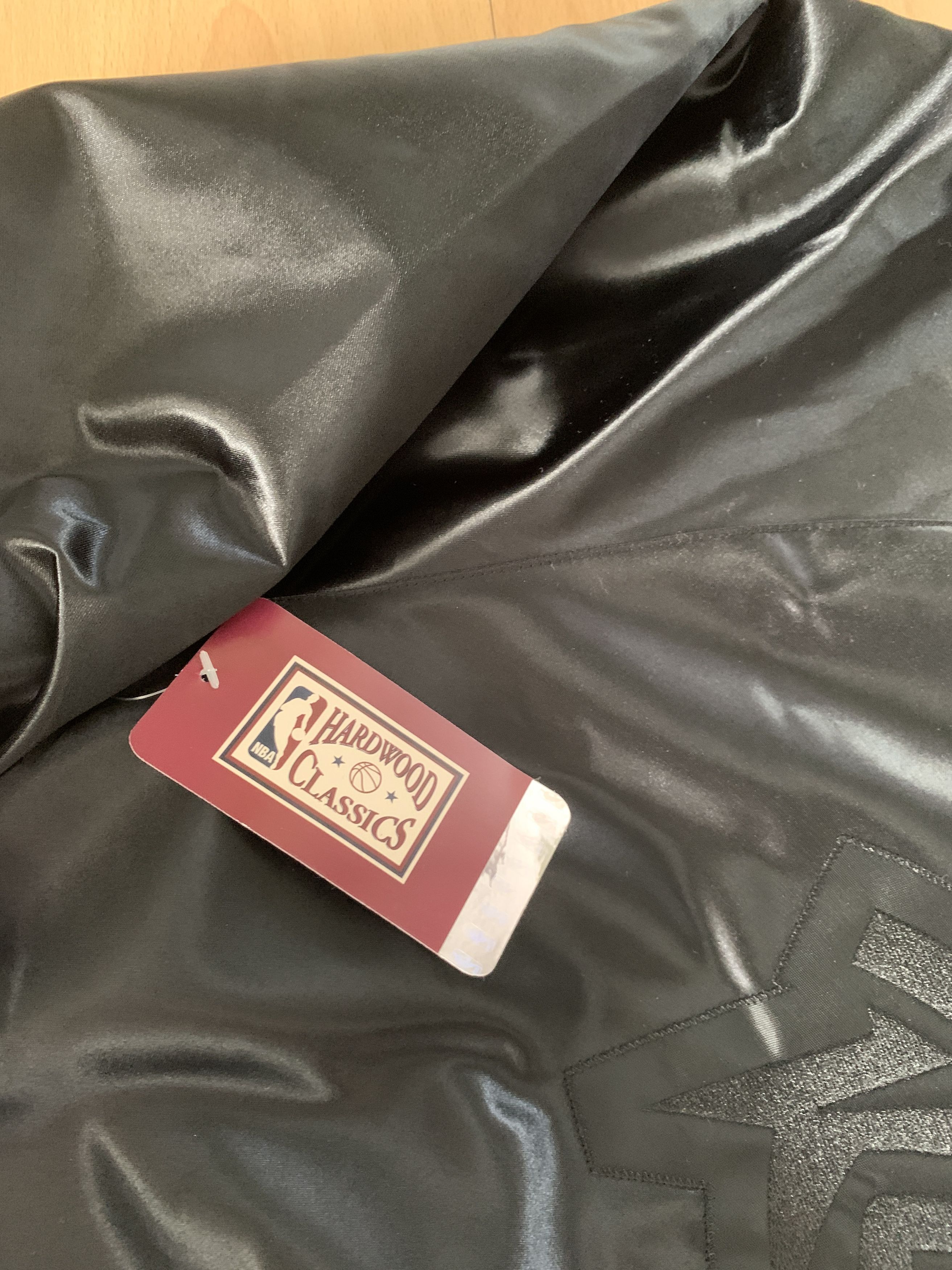 Mitchell & Ness satin jacket NBA Toronto raptors triple black Size US XXL / EU 58 / 5 - 5 Thumbnail