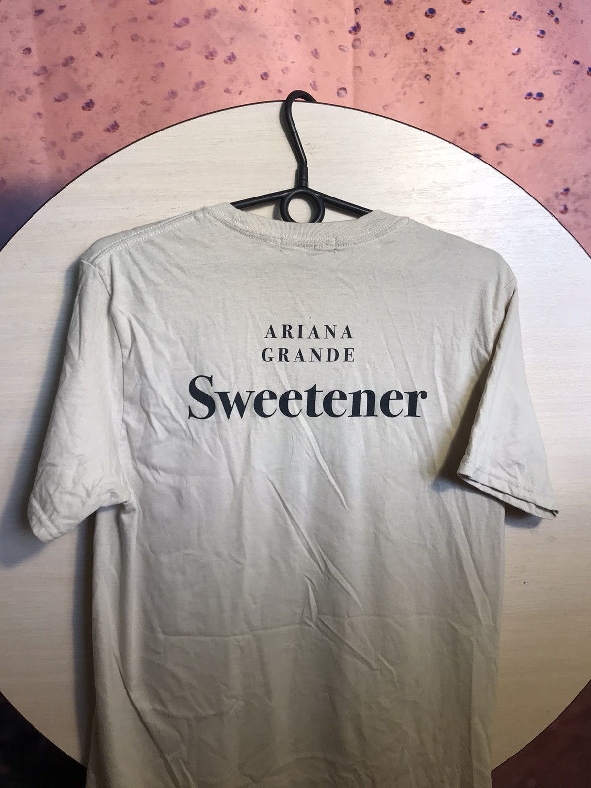 Band Tees Ariana grande band streetwear tee Size US M / EU 48-50 / 2 - 6 Thumbnail