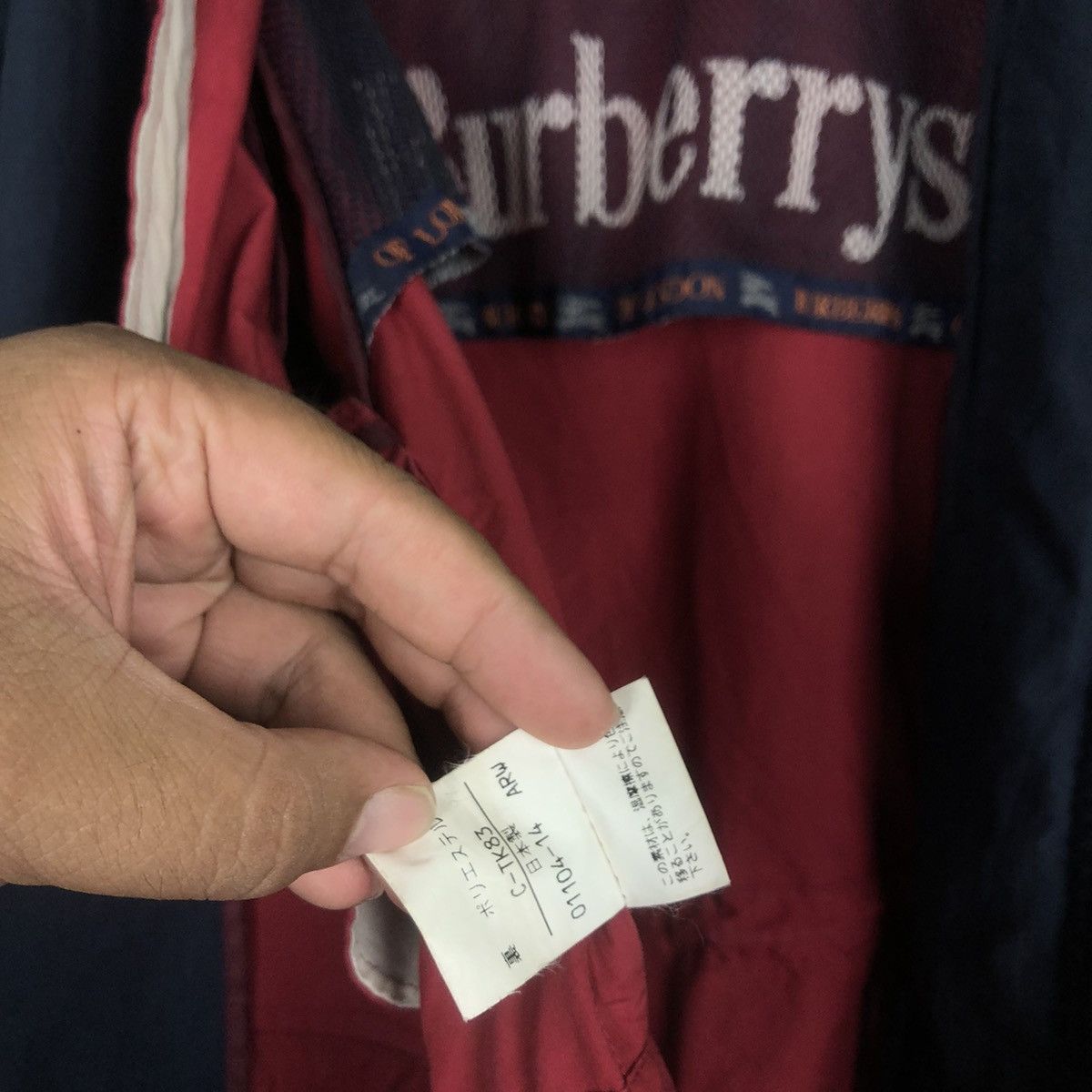 Burberry Vintage Burberrys Big Logo Jacket Rare Colour Red Size US L / EU 52-54 / 3 - 16 Thumbnail
