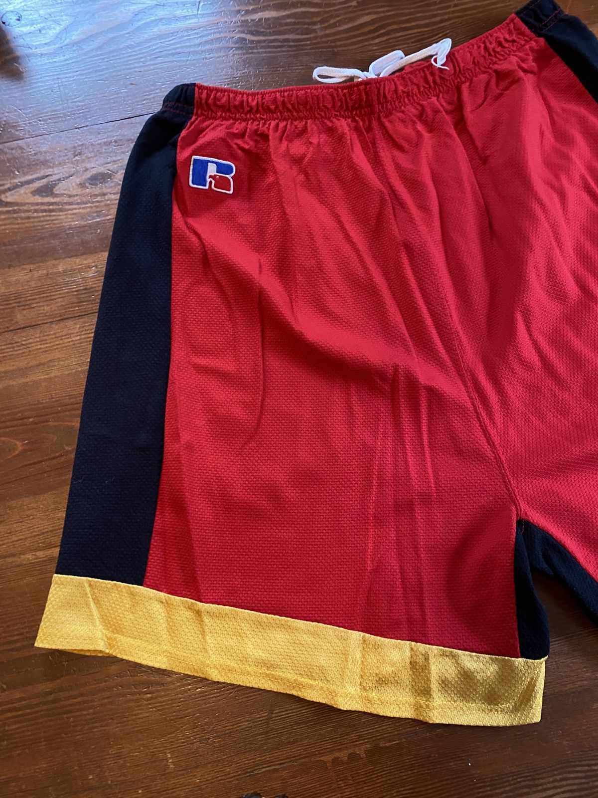 Russell Athletic Vintage 90’s Russell Athletic Women’s Mesh Athletic Shorts Size 33" - 3 Thumbnail