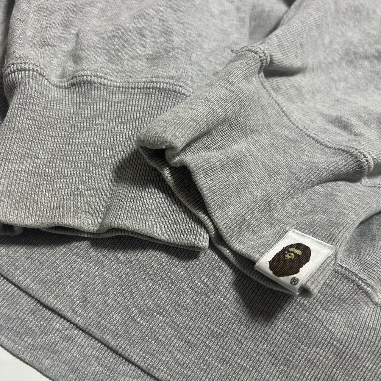Bape BAPE APE HEAD crewneck sweat gray Size US L / EU 52-54 / 3 - 2 Thumbnail