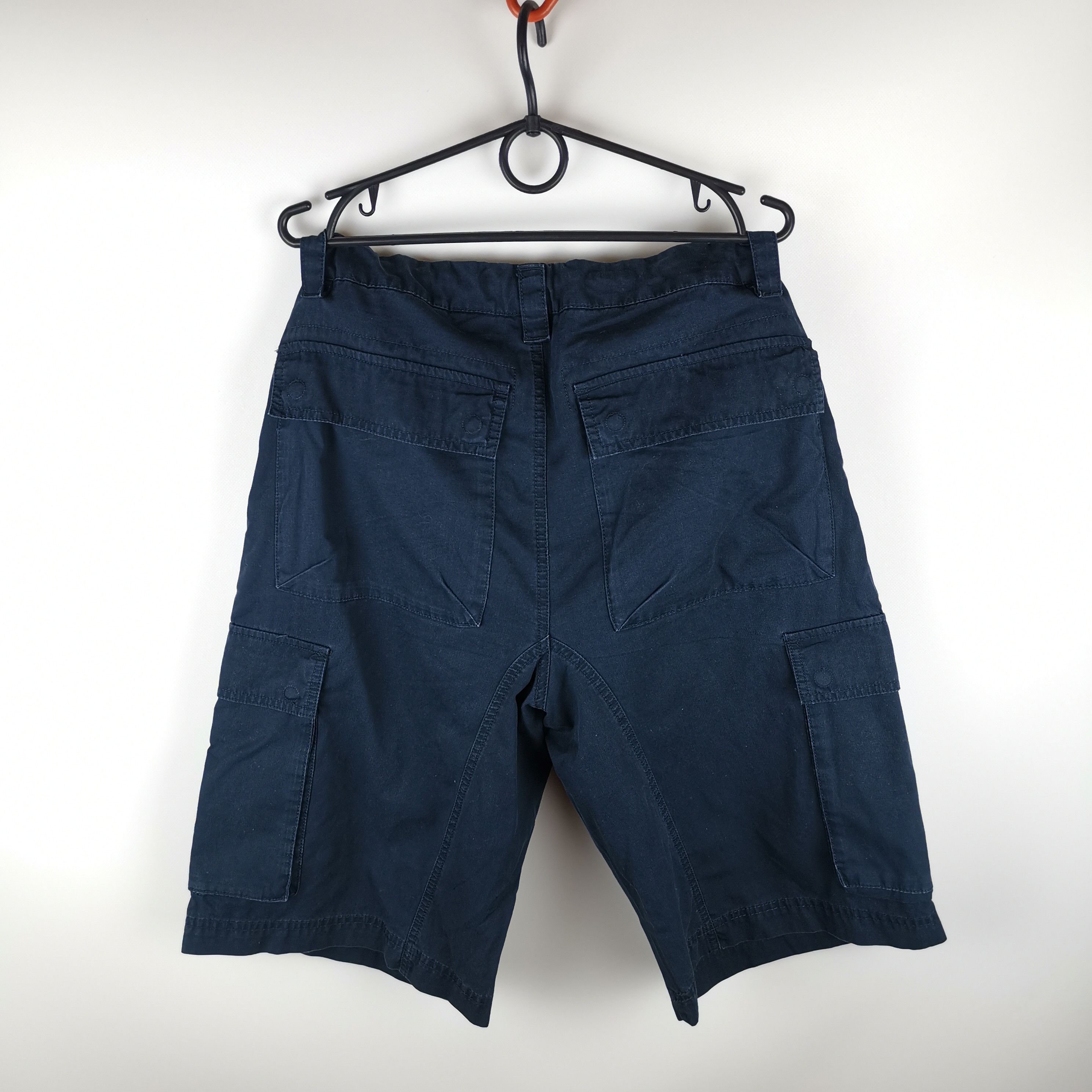 Nike Nike vintage y2k cargo shorts travis scott style Size US 34 / EU 50 - 2 Thumbnail