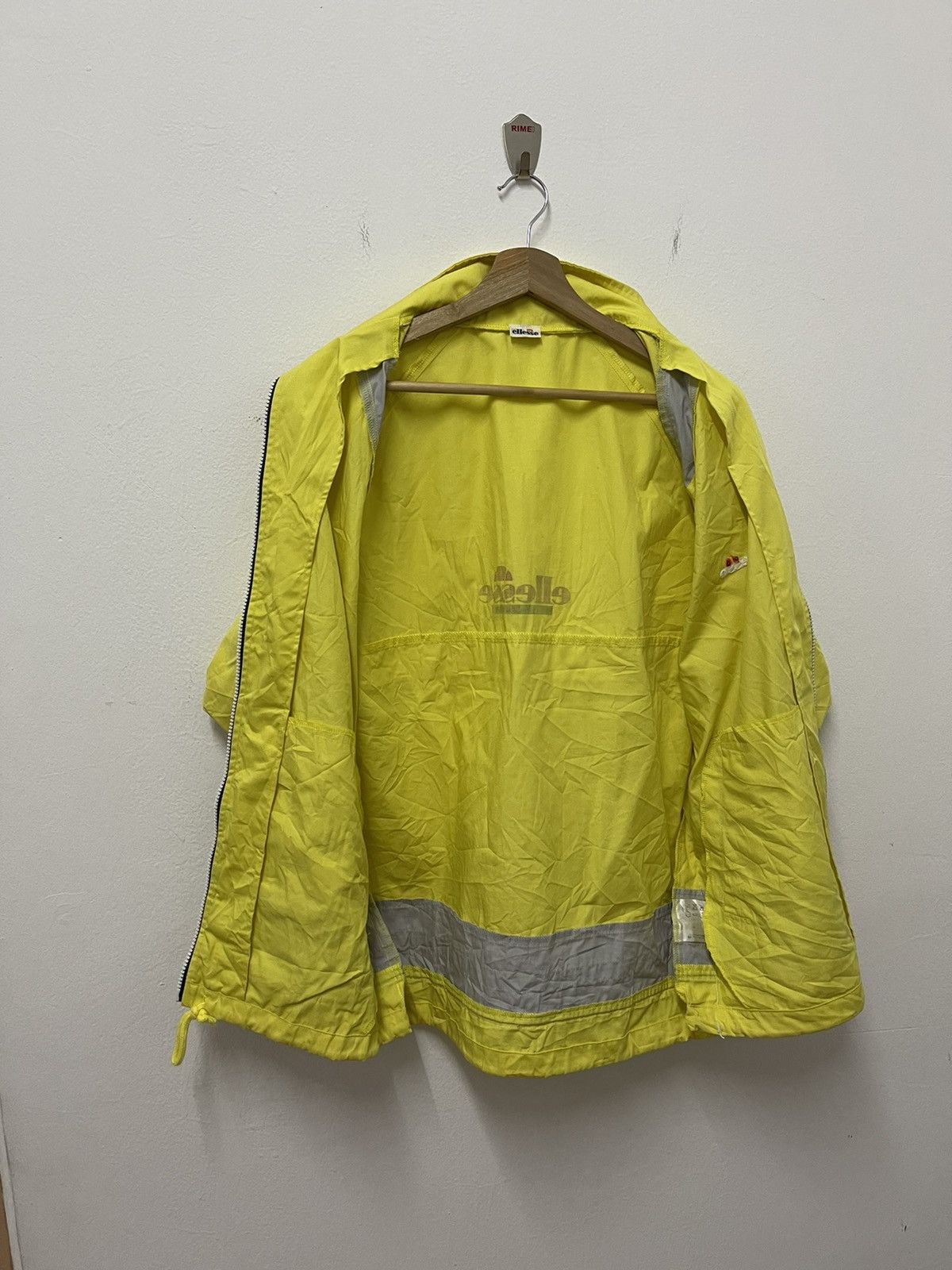 Ellesse × Vintage Vintage Ellesse Mini Logo Wainbraker Jacket Size US L / EU 52-54 / 3 - 7 Thumbnail