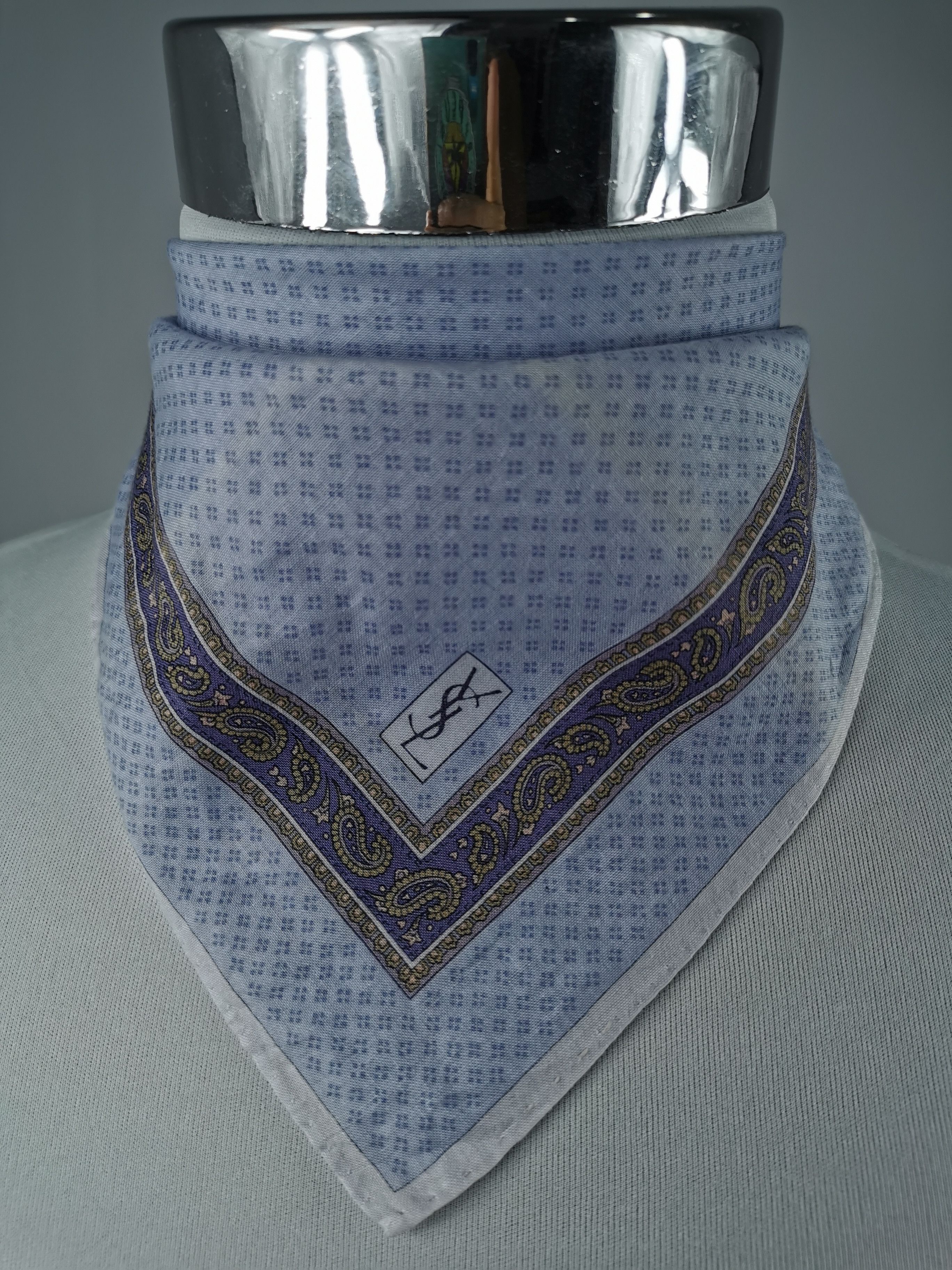 Vintage × Yves Saint Laurent Yves saint laurent handkerchief bandana neckerchief Size ONE SIZE - 1 Thumbnail