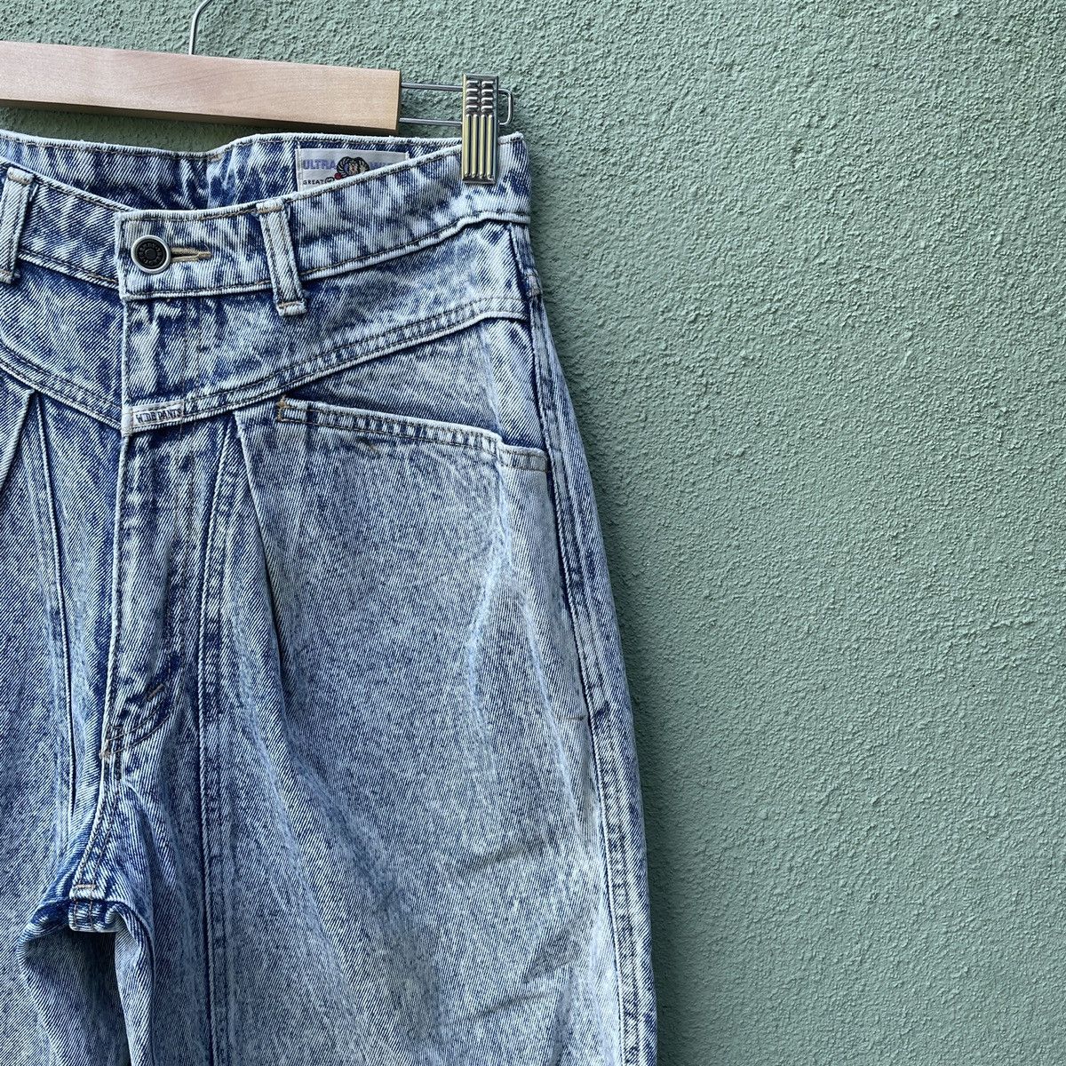 Japanese Brand Vintage BOBSON Ultra Wide Light Wash Denim Pants Size US 27 - 2 Thumbnail