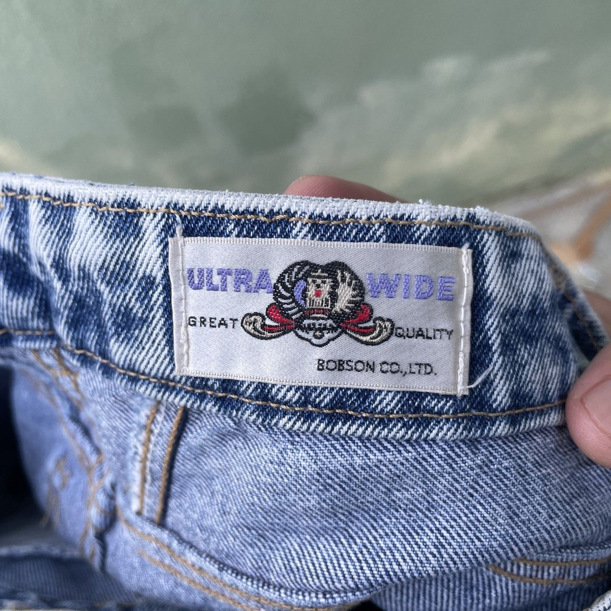 Japanese Brand Vintage BOBSON Ultra Wide Light Wash Denim Pants Size US 27 - 6 Thumbnail