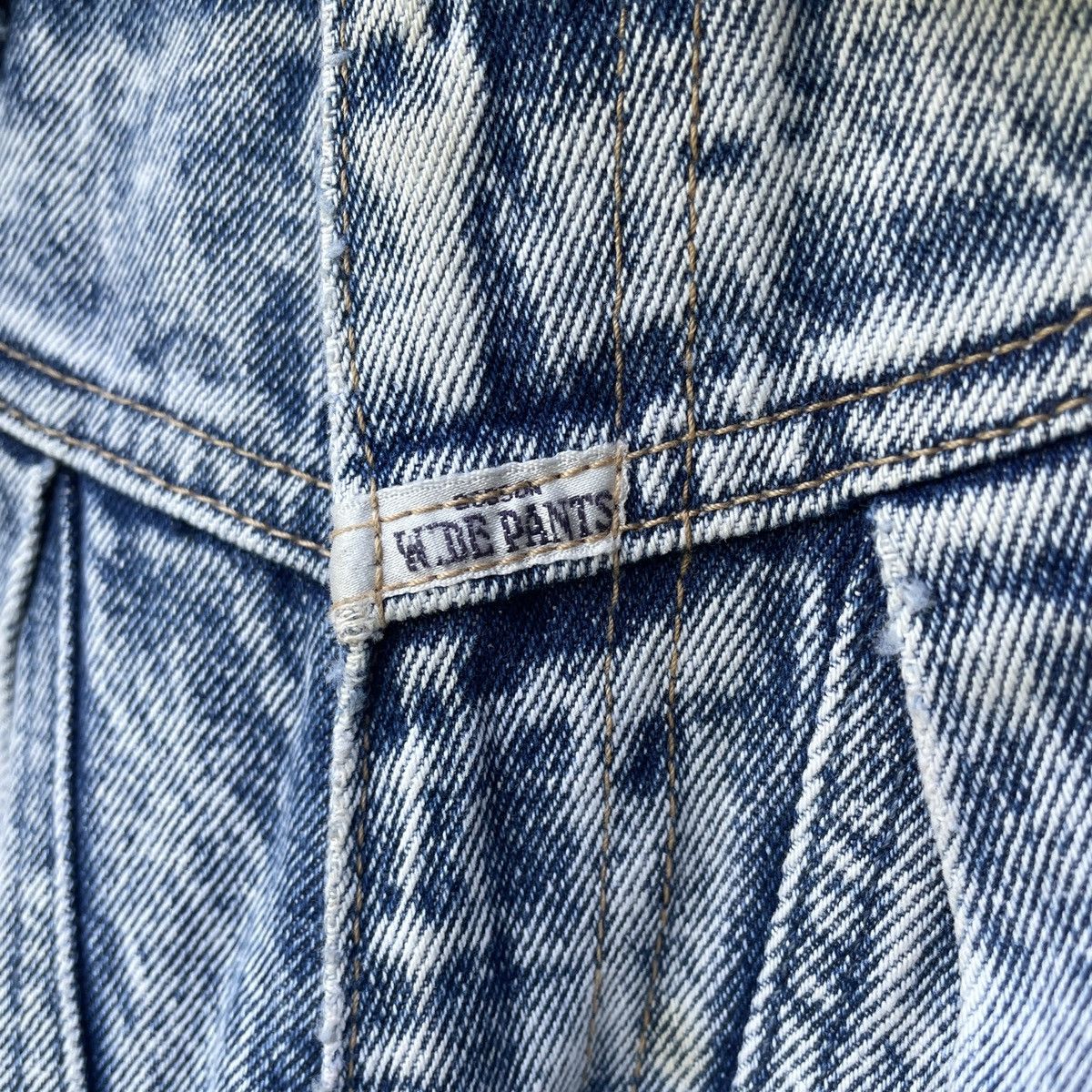 Japanese Brand Vintage BOBSON Ultra Wide Light Wash Denim Pants Size US 27 - 7 Thumbnail