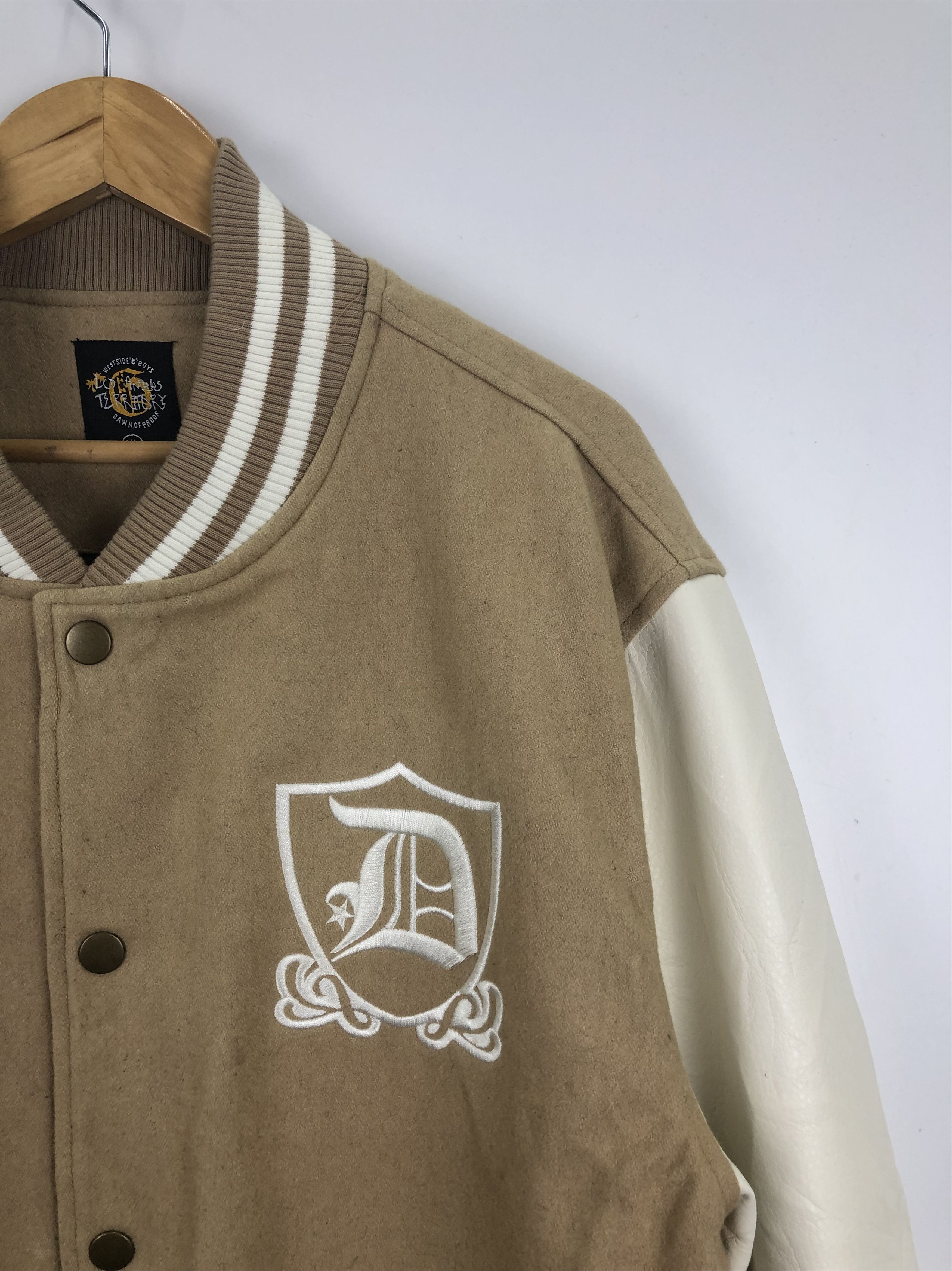 Vintage Vintage Japanese Brand Embroidery Varsity Leather V0377 Size US XL / EU 56 / 4 - 6 Thumbnail