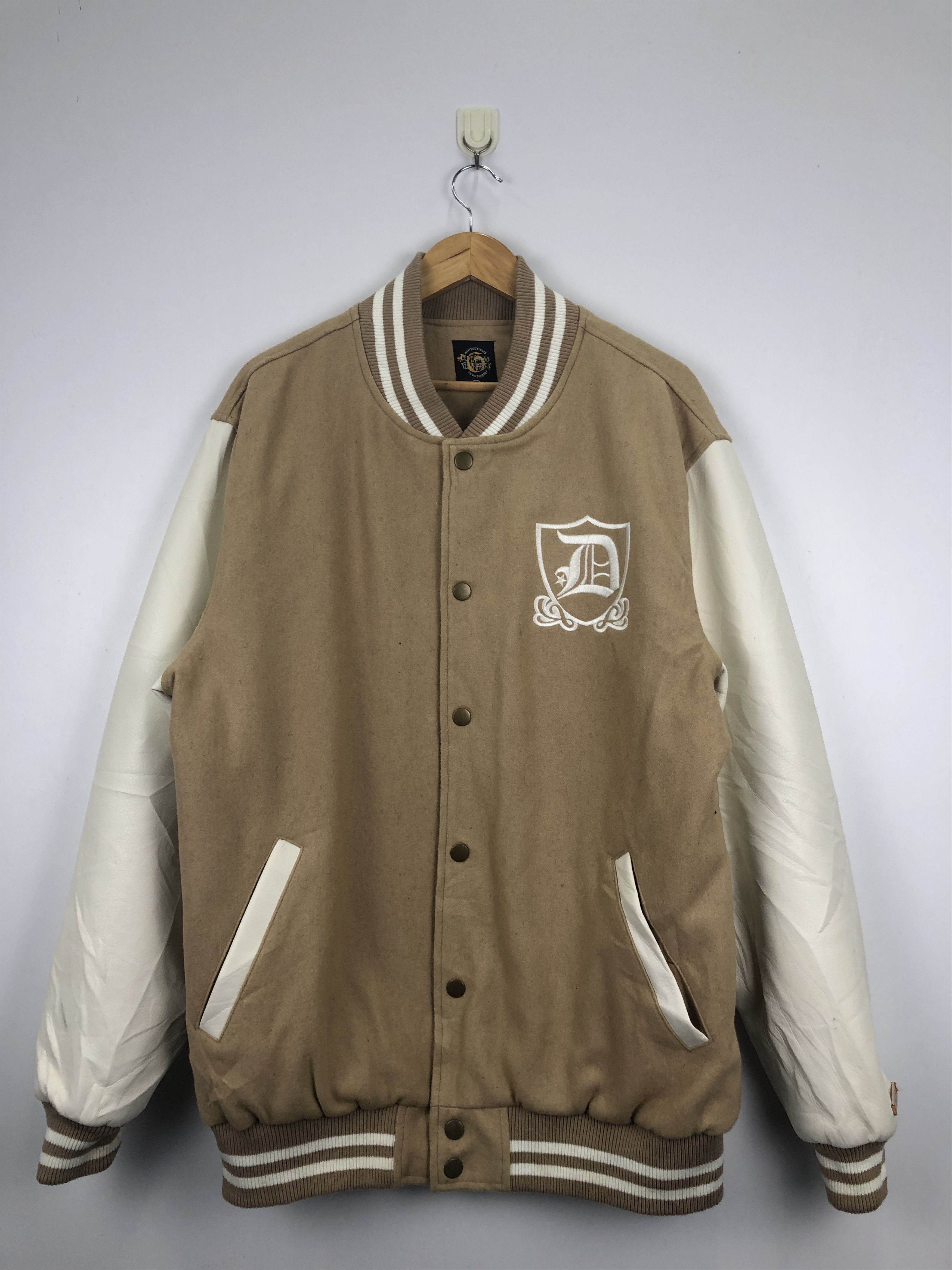 Vintage Vintage Japanese Brand Embroidery Varsity Leather V0377 Size US XL / EU 56 / 4 - 2 Thumbnail