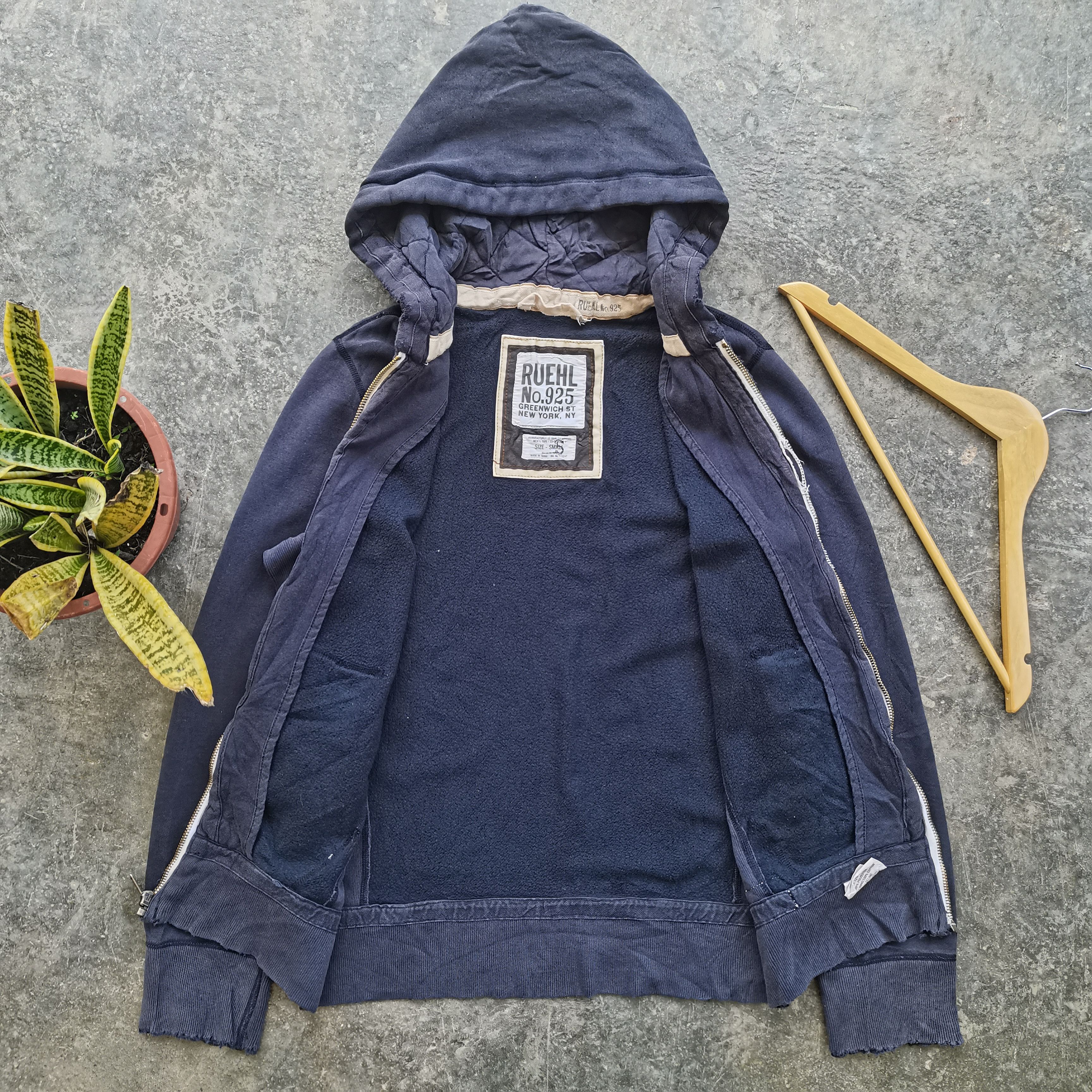 Ruehl No. 925 Steals🔥 Crazy Vintage RUEHL No.925 Distress Hoodie Size US S / EU 44-46 / 1 - 2 Thumbnail