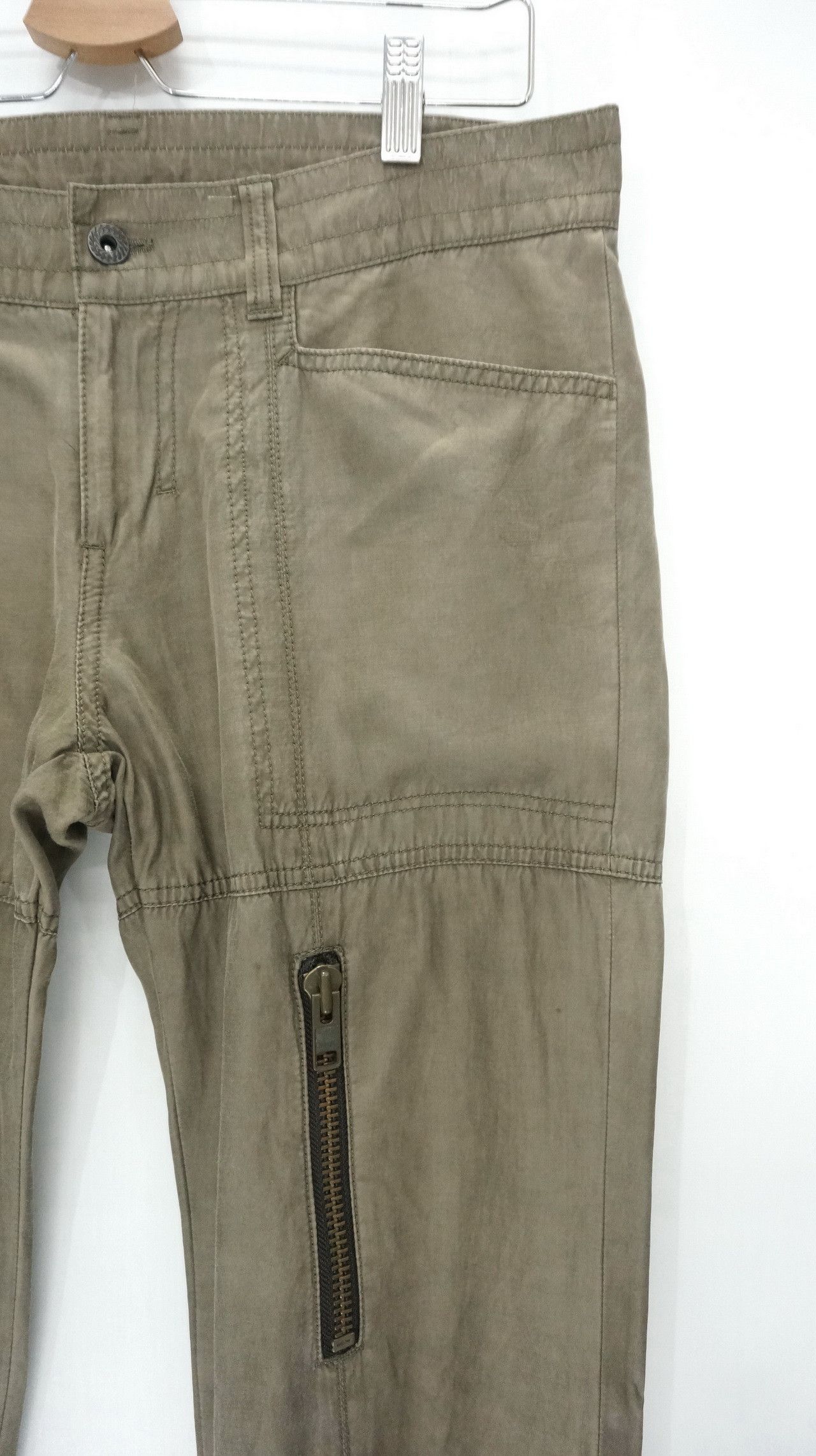 Comme Ca Ism COMME CA MEN Cupro Slim Lowrise Cargo Pants Size US 33 - 16 Thumbnail