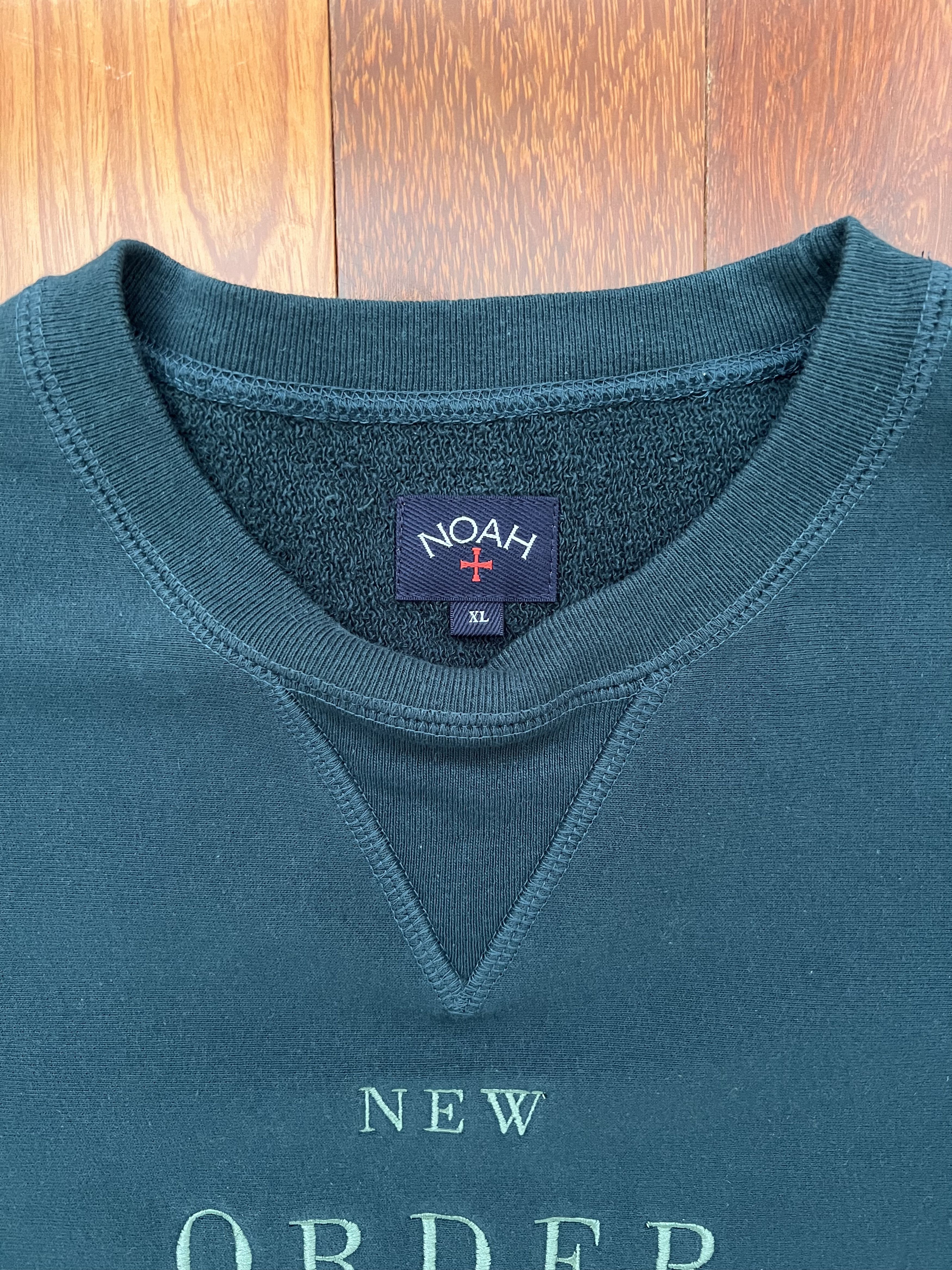 Noah 💚 SS21 Noah x New Order Embroidered Crewneck Temptation NEW Size US XL / EU 56 / 4 - 5 Thumbnail