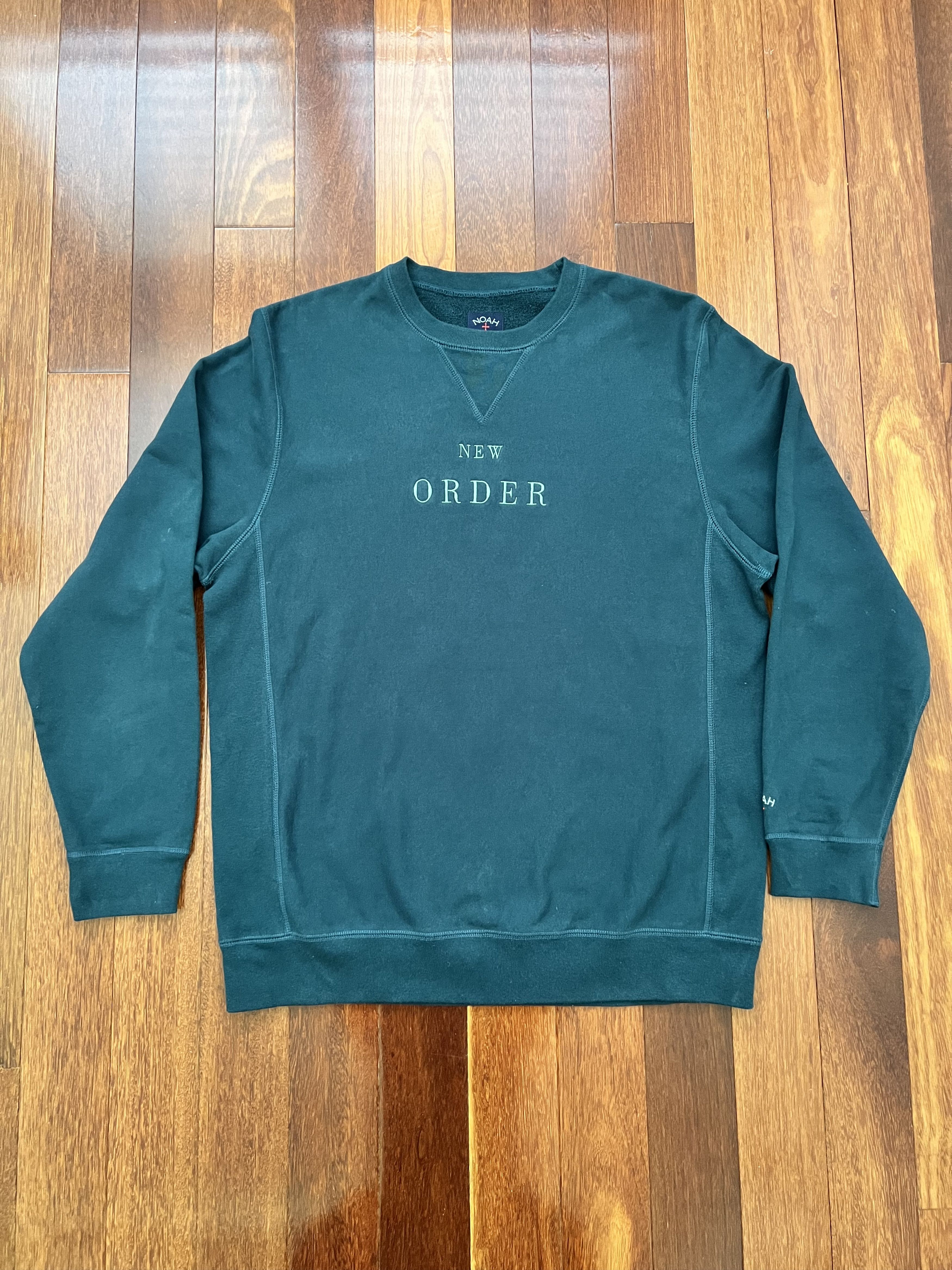 Noah 💚 SS21 Noah x New Order Embroidered Crewneck Temptation NEW Size US XL / EU 56 / 4 - 3 Thumbnail