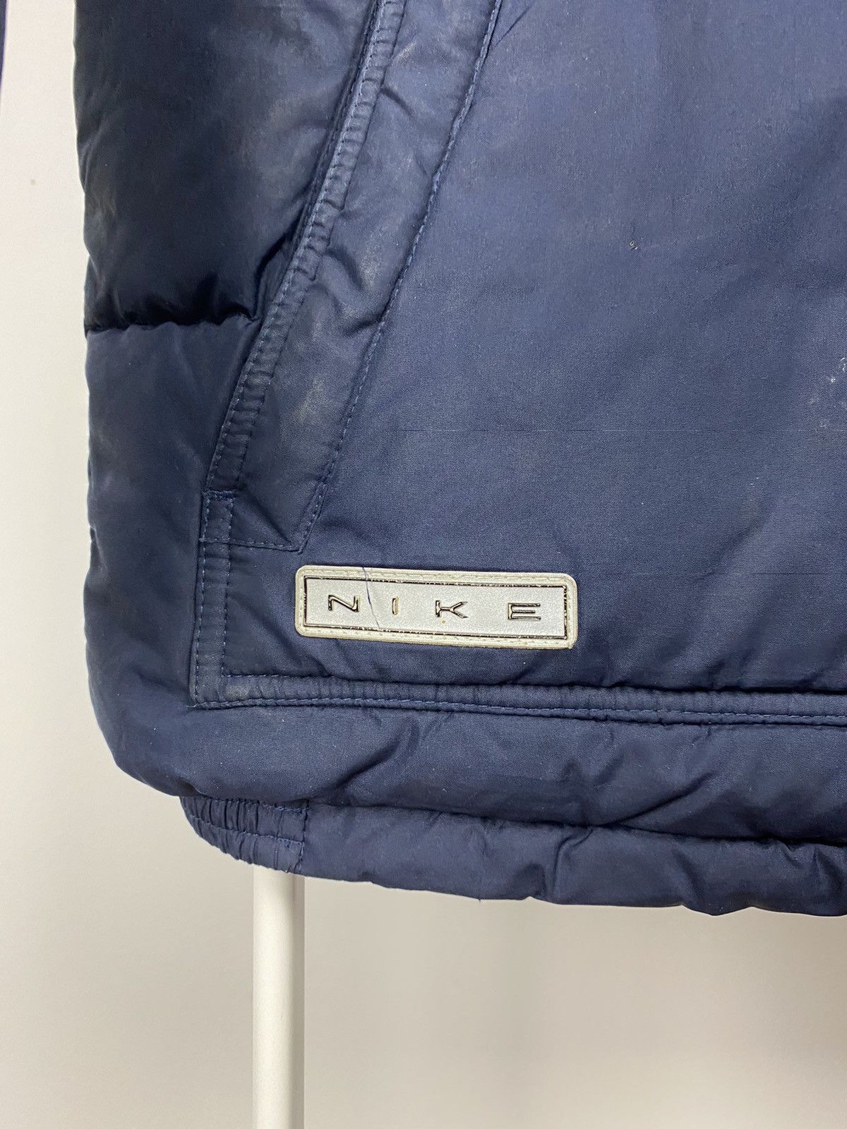 Nike × Vintage 90s Nike vintage navy puffer jacket big swoosh baby blue Size US XL / EU 56 / 4 - 7 Thumbnail
