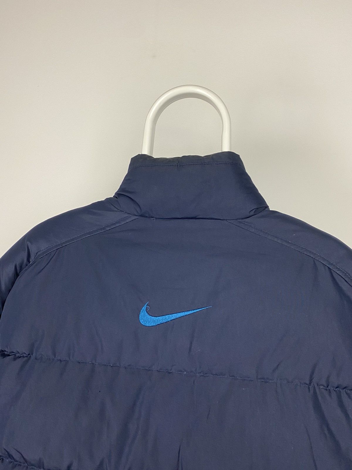 Nike × Vintage 90s Nike vintage navy puffer jacket big swoosh baby blue Size US XL / EU 56 / 4 - 10 Thumbnail