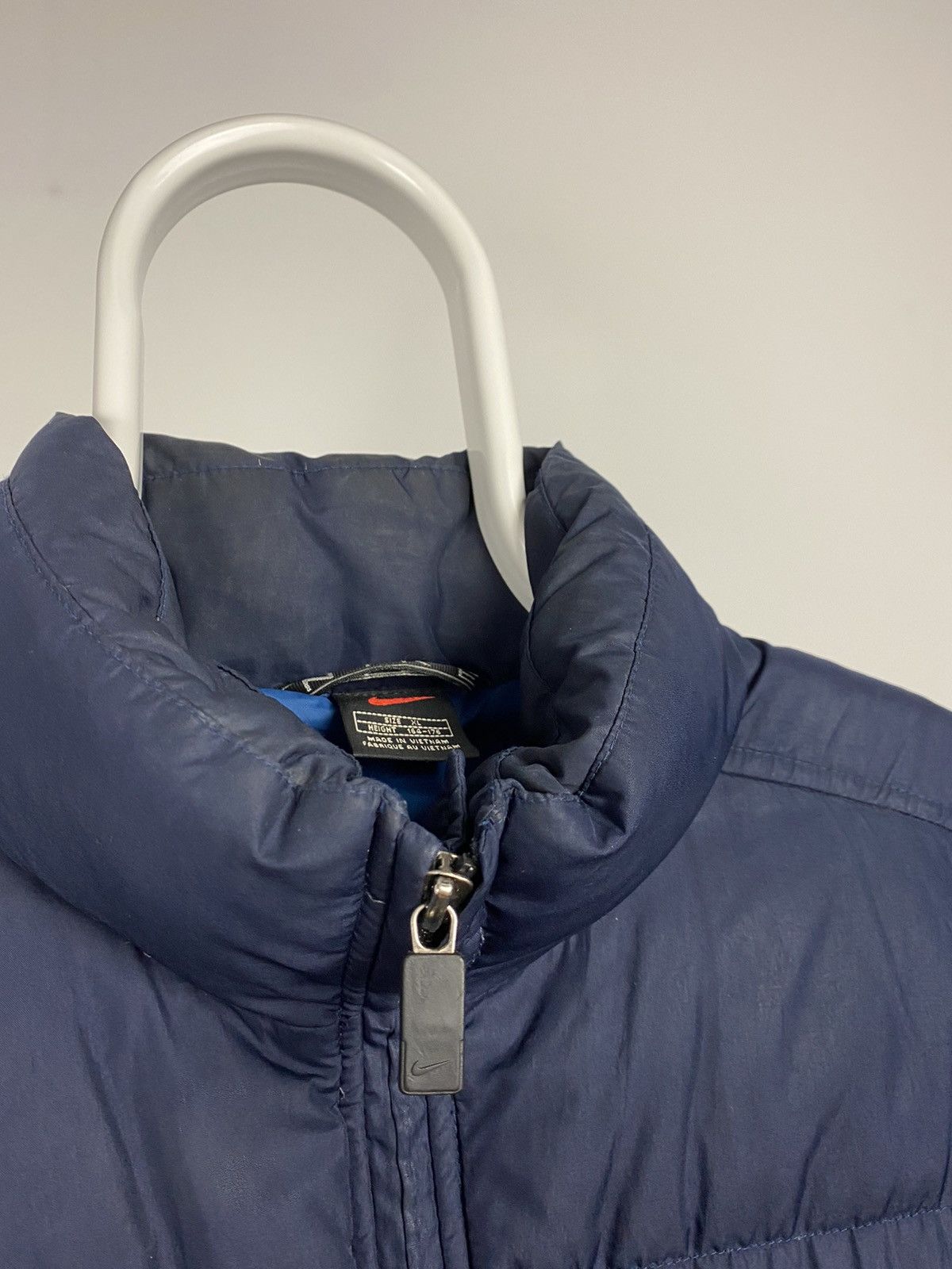 Nike × Vintage 90s Nike vintage navy puffer jacket big swoosh baby blue Size US XL / EU 56 / 4 - 5 Thumbnail