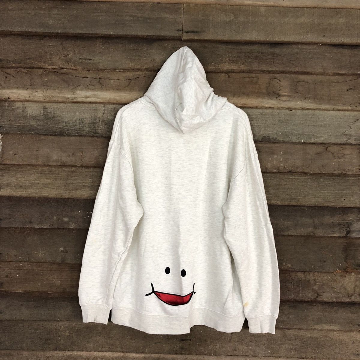 Japanese Brand Up Smile japan big logo White Sweatshirt #3697 Size US XL / EU 56 / 4 - 13 Thumbnail