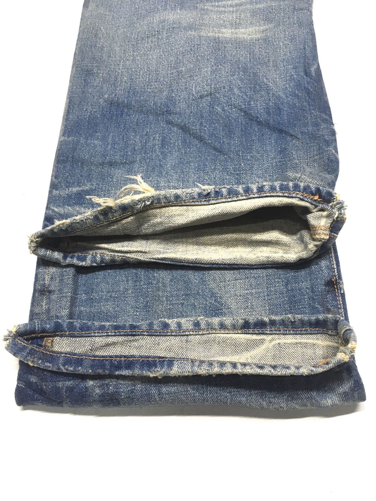 Abercrombie & Fitch Abercrombie crazy distressed denim Size US 34 / EU 50 - 8 Thumbnail
