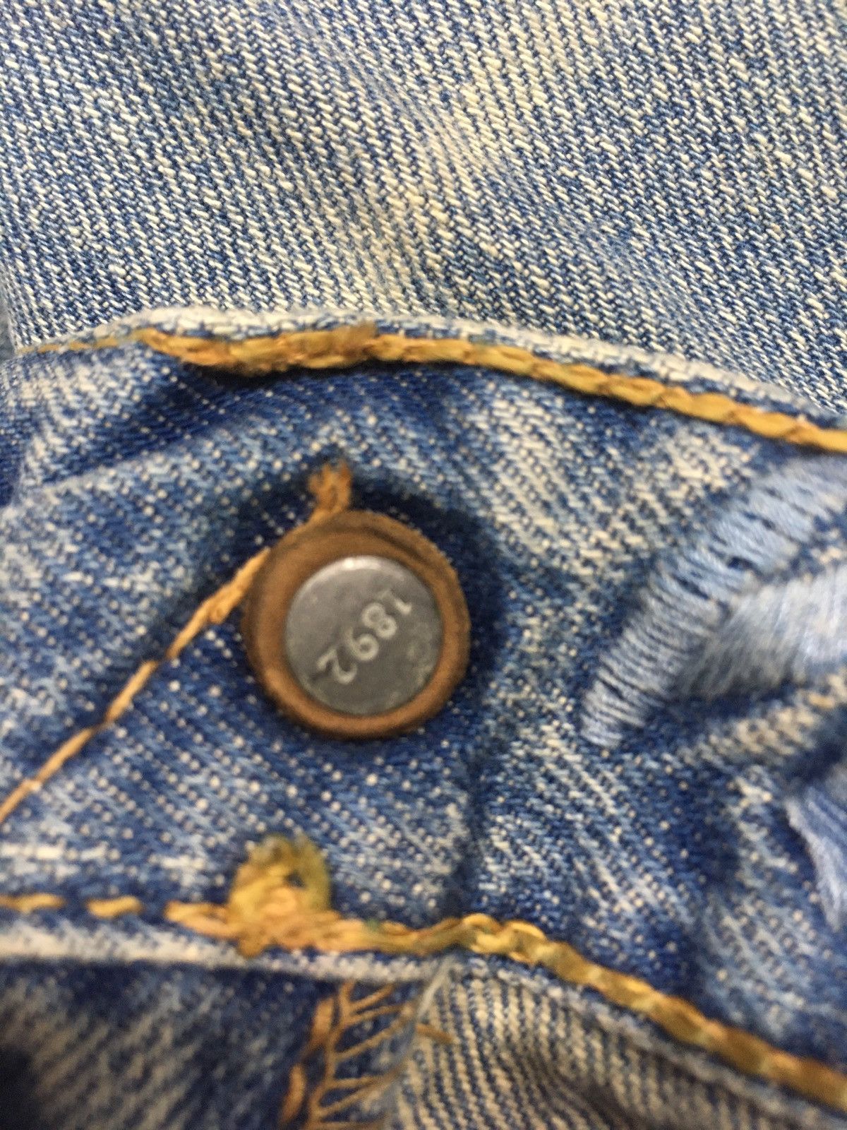 Abercrombie & Fitch Abercrombie crazy distressed denim Size US 34 / EU 50 - 16 Thumbnail