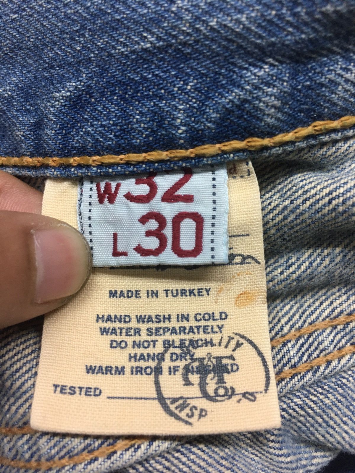 Abercrombie & Fitch Abercrombie crazy distressed denim Size US 34 / EU 50 - 18 Thumbnail