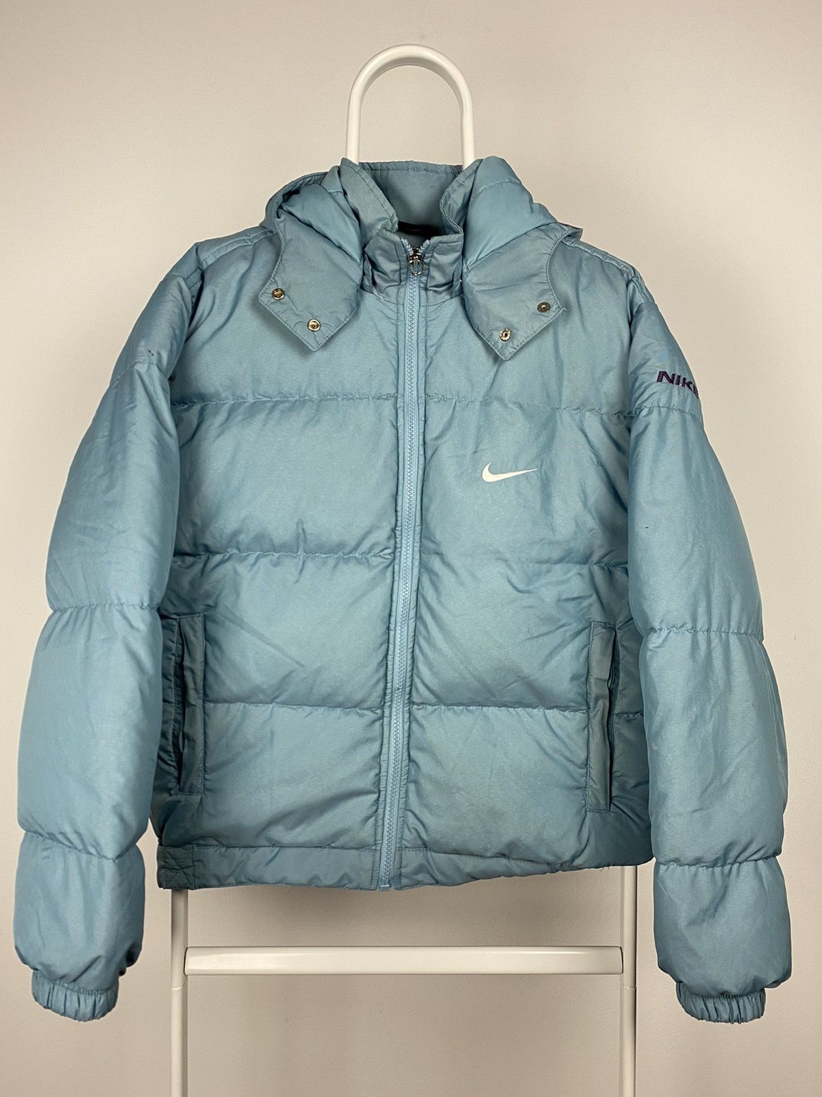 Nike RARE! 90s Nike vintage baby blue puffer jacket small swoosh Size US S / EU 44-46 / 1 - 1 Thumbnail