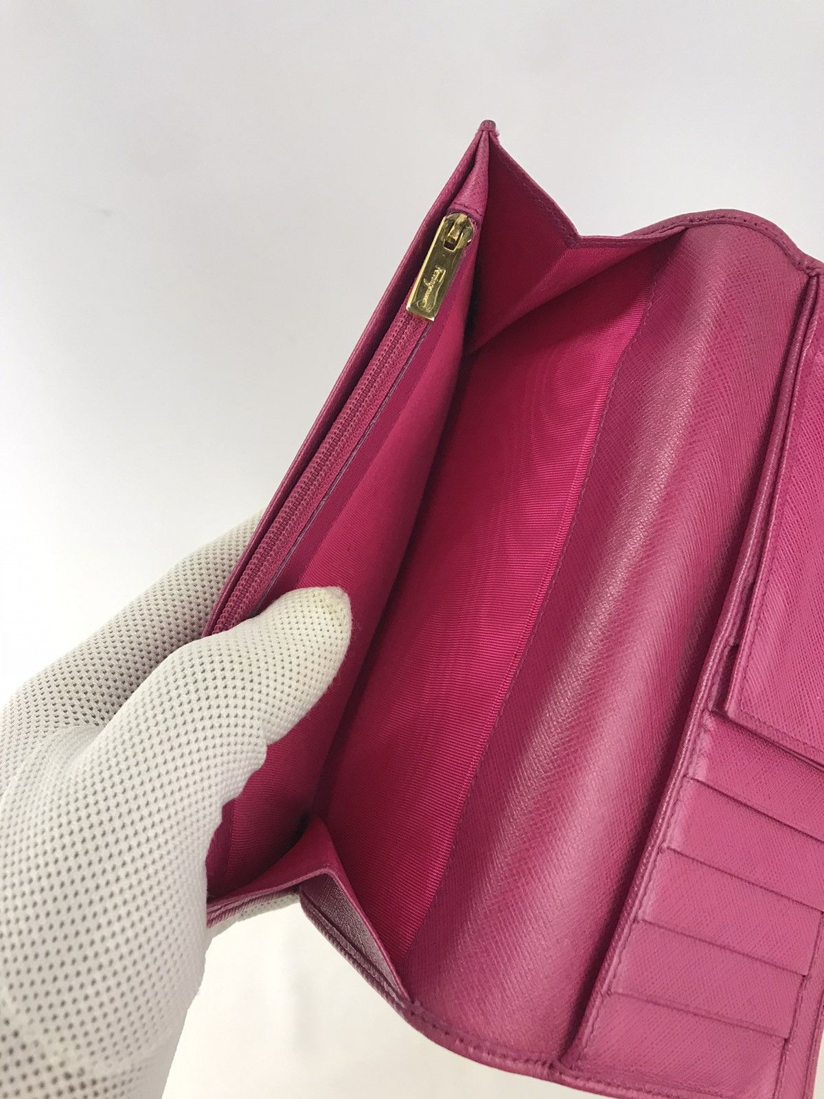 Salvatore Ferragamo ❌Last Drop❌Authentic Salvatore Ferragamo Long wallet Size ONE SIZE - 10 Thumbnail