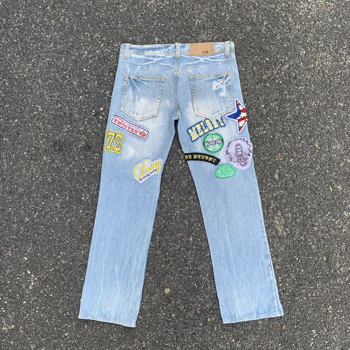 Japanese Brand 💥 THRASHED 💥 Japanese Vintage Jeans 33x30 Light Wash Pants Size US 33 - 12 Thumbnail