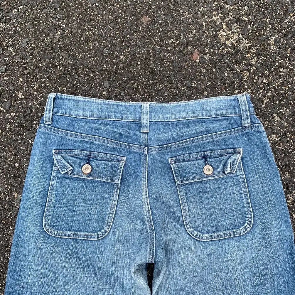 Japanese Brand FLASH DEALS⚡️JAPANESE VINTAGE JEANS BLUEWASH DENIM BUSHPANTS Size US 33 - 9 Thumbnail