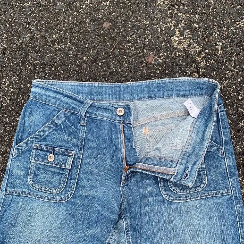 Japanese Brand FLASH DEALS⚡️JAPANESE VINTAGE JEANS BLUEWASH DENIM BUSHPANTS Size US 33 - 5 Thumbnail