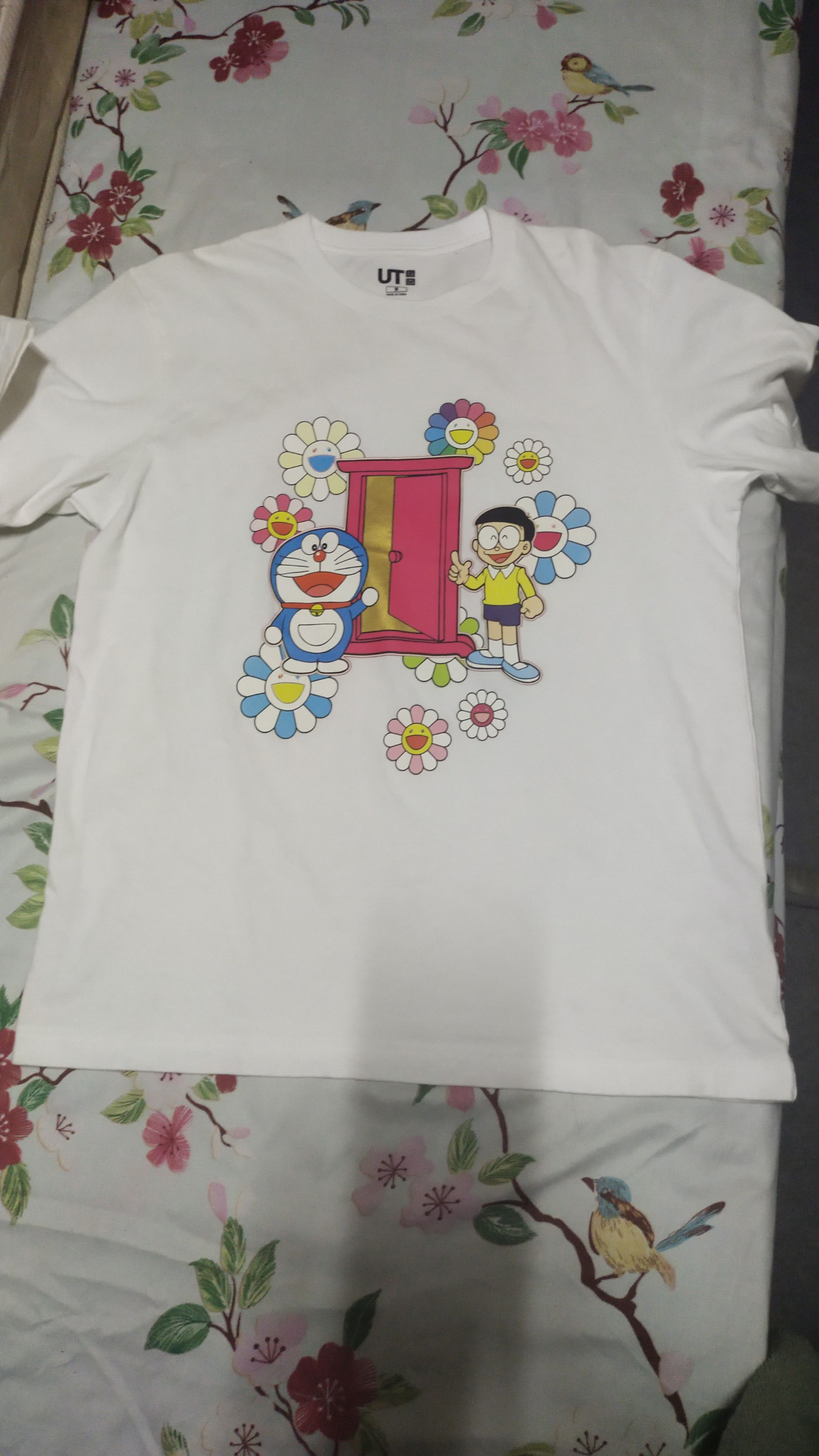 Takashi Murakami × Uniqlo 😎TAKASHI MURAKAMI X DORAEMON😎 Size US M / EU 48-50 / 2 - 7 Thumbnail