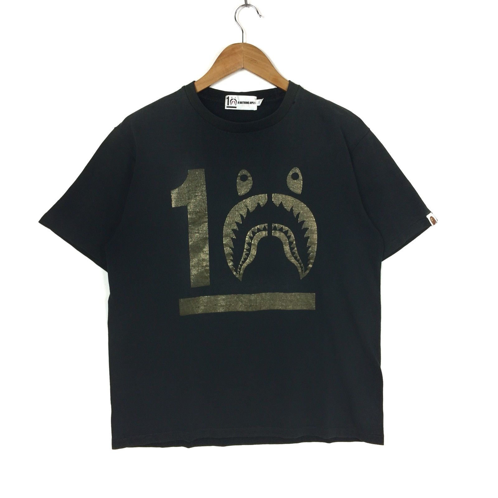 Bape Bape Shark 10 Year Anniversary Size US L / EU 52-54 / 3 - 1 Thumbnail