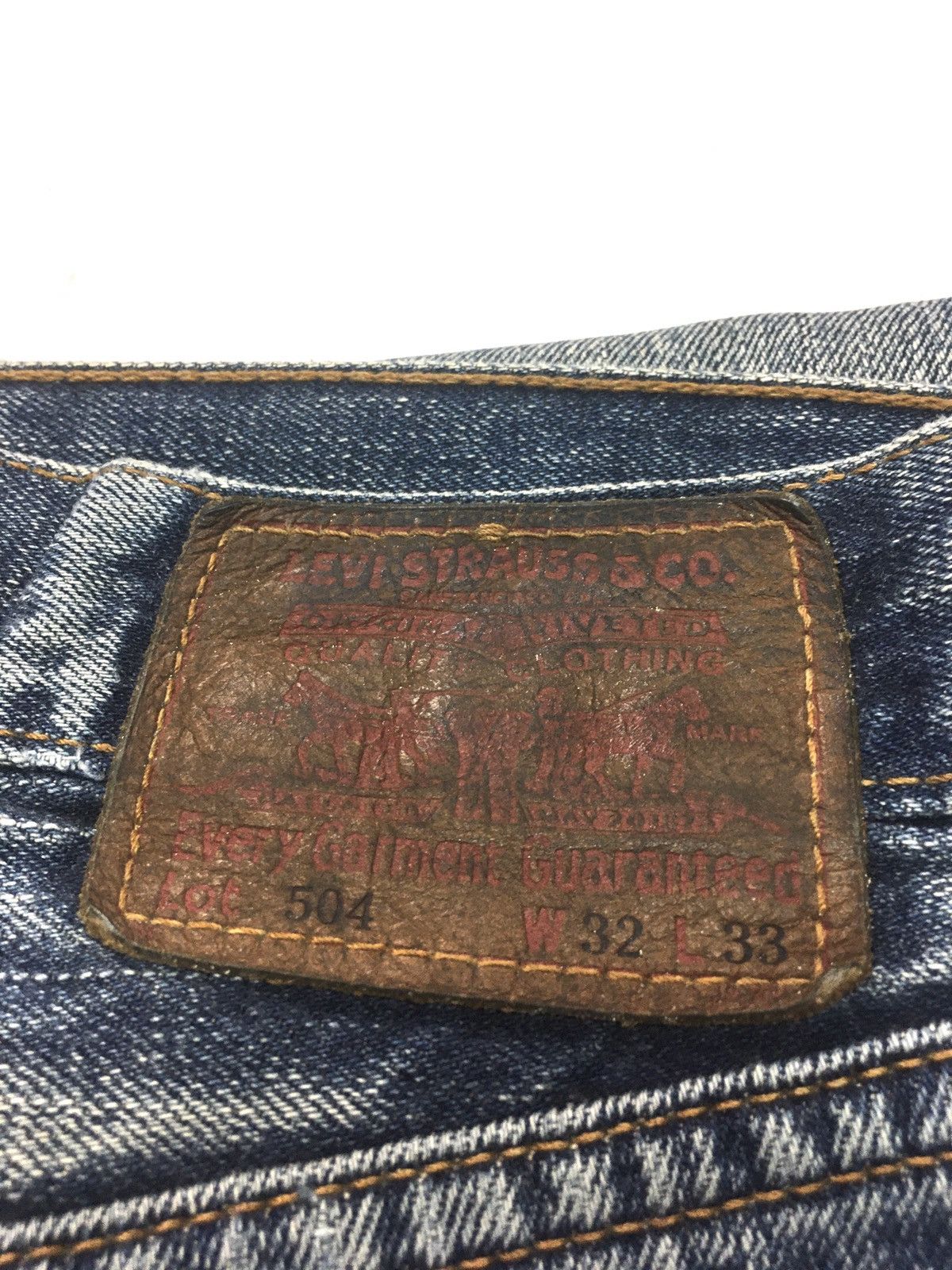 Levi's Vintage Levi’s lot 504 blue wash distressed denim Size US 30 / EU 46 - 13 Thumbnail