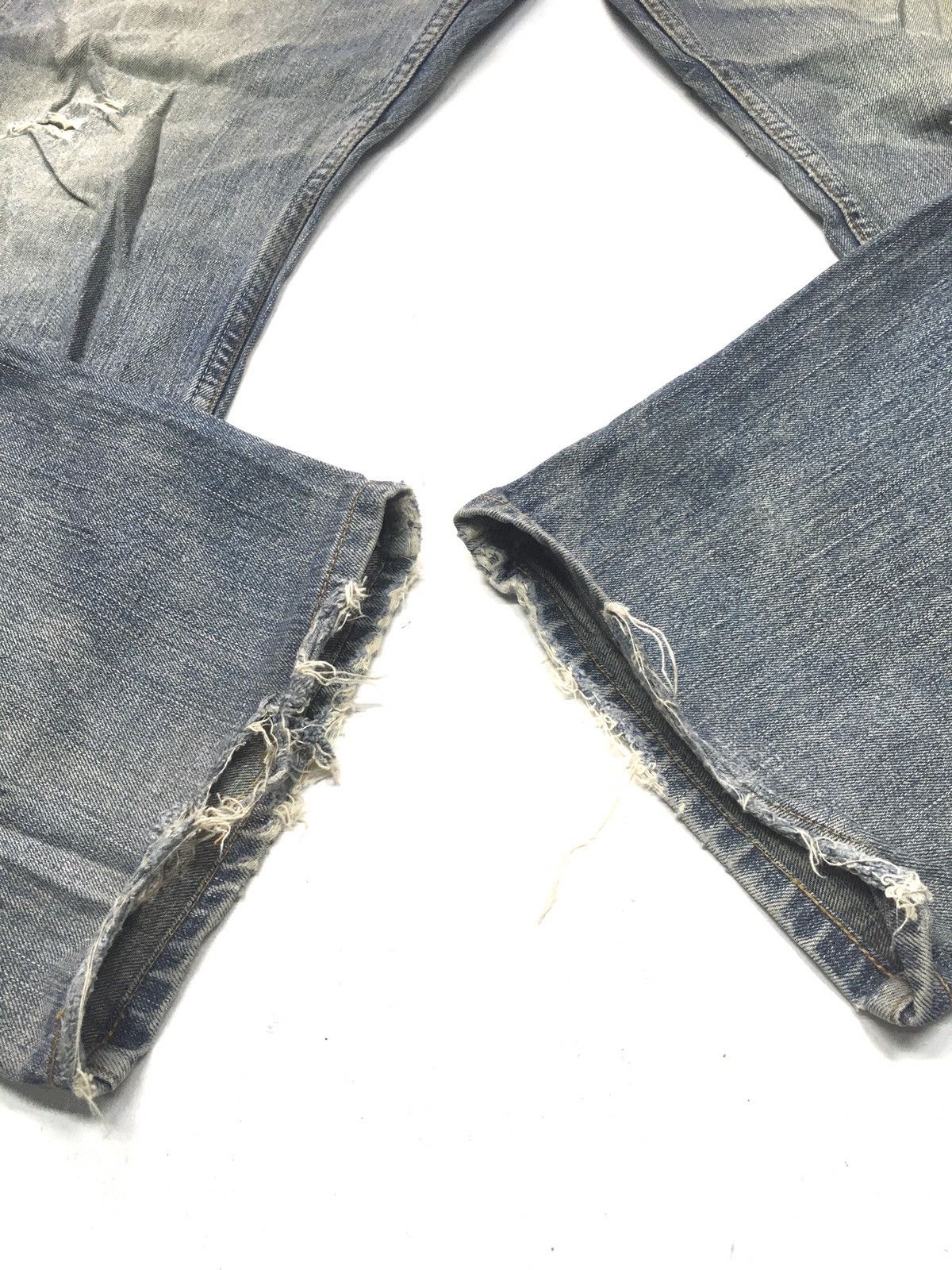 Levi's Vintage Levi’s lot 504 blue wash distressed denim Size US 30 / EU 46 - 9 Thumbnail