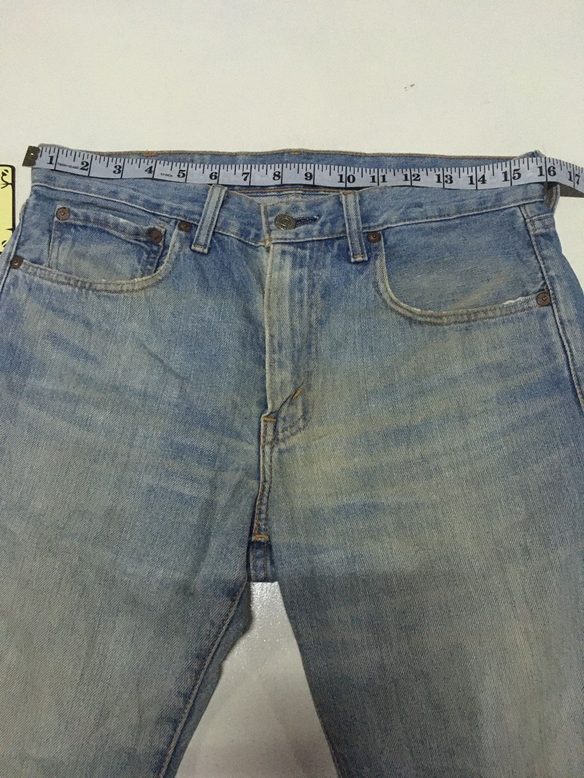 Levi's × Vintage Vintage Levi’s 505 blue wash distressed denim Size US 31 - 4 Thumbnail