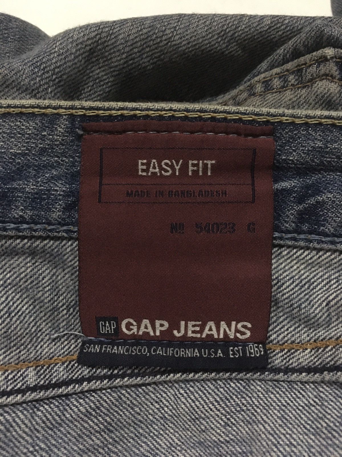 Gap × Vintage Vintage gap distressed jeans Size US 36 / EU 52 - 13 Thumbnail