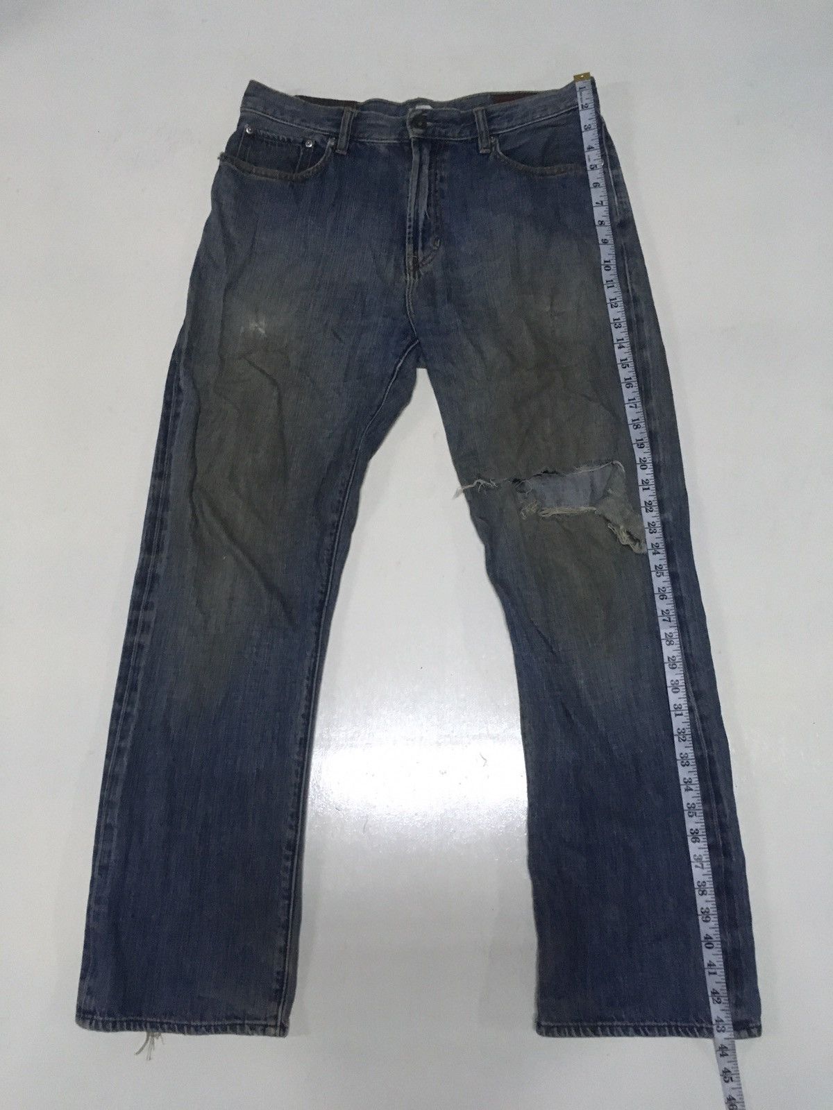 Gap × Vintage Vintage gap distressed jeans Size US 36 / EU 52 - 2 Thumbnail