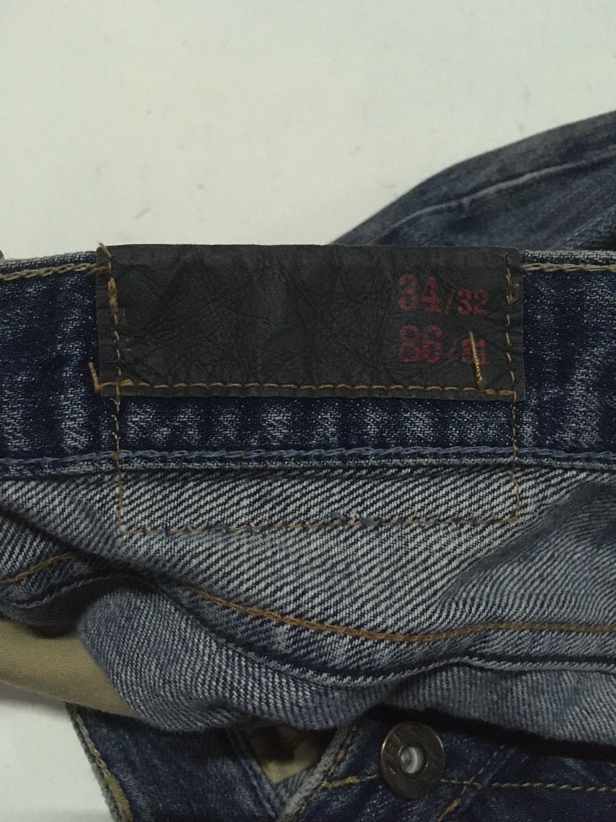 Gap × Vintage Vintage gap distressed jeans Size US 36 / EU 52 - 16 Thumbnail