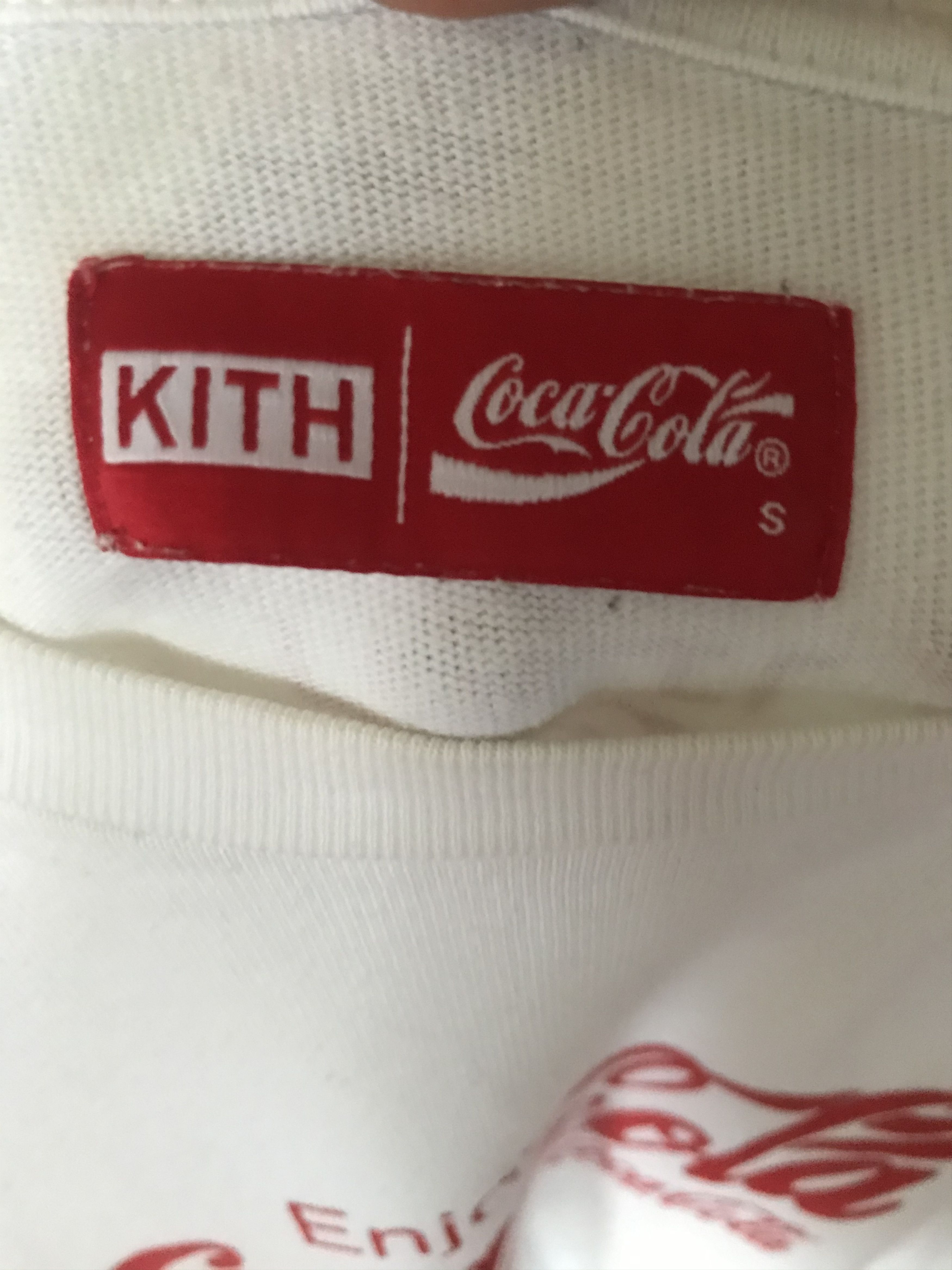 Coca Cola × Kith RARE 2016 Kith x Coca Cola “International” Logos Tee Size US S / EU 44-46 / 1 - 4 Thumbnail