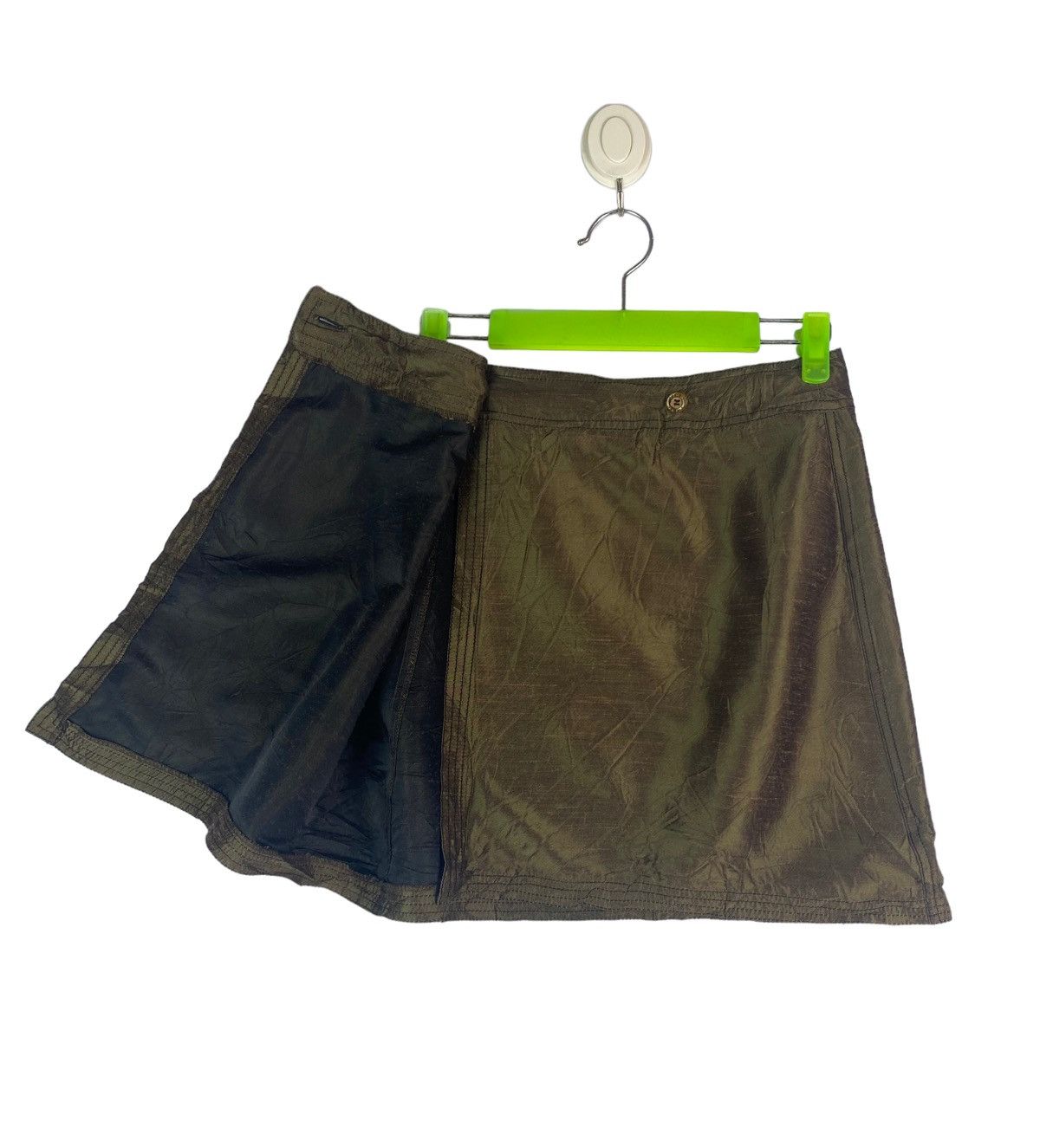 Fendi × Vintage Vtg 90s FENDI silk button mini skirt Size 26" / US 2 / IT 38 - 3 Thumbnail