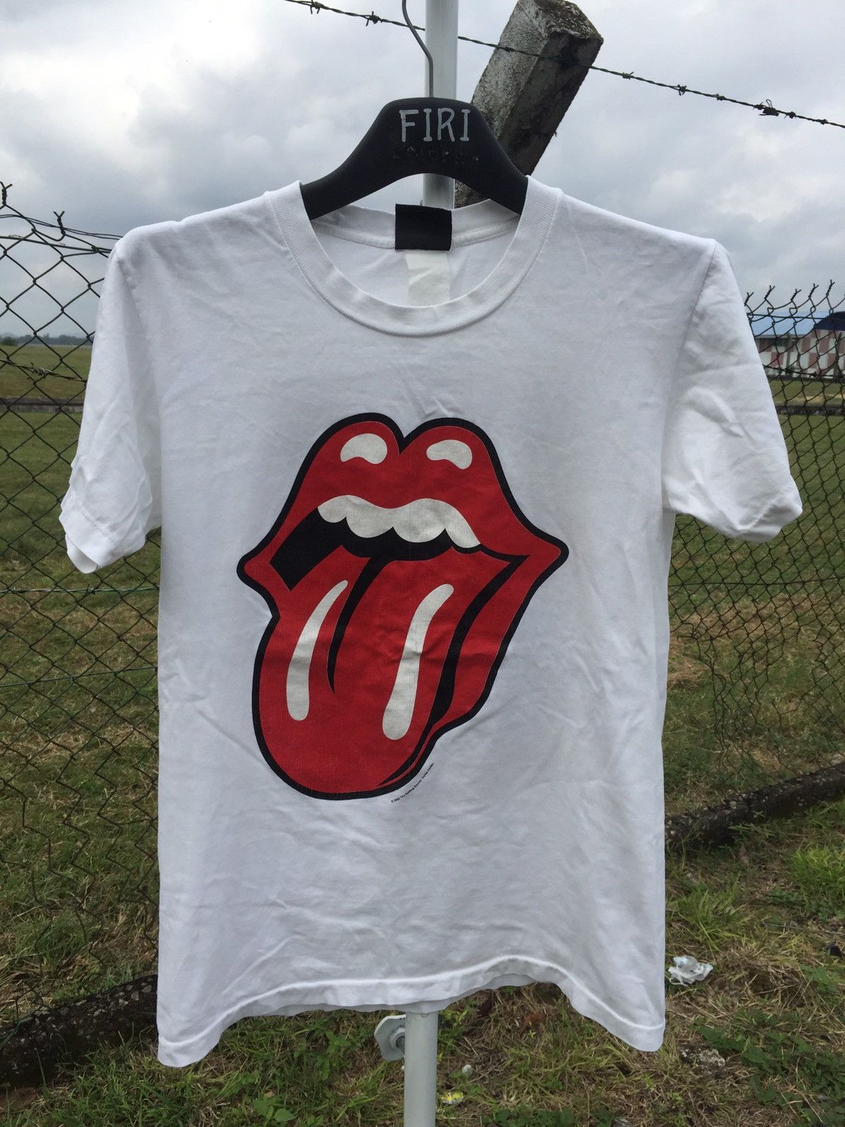 Band Tees × The Rolling Stones × Vintage Vintage TheRolling Stone Stones WithStand 02s T-shirt Size US S / EU 44-46 / 1 - 1 Thumbnail