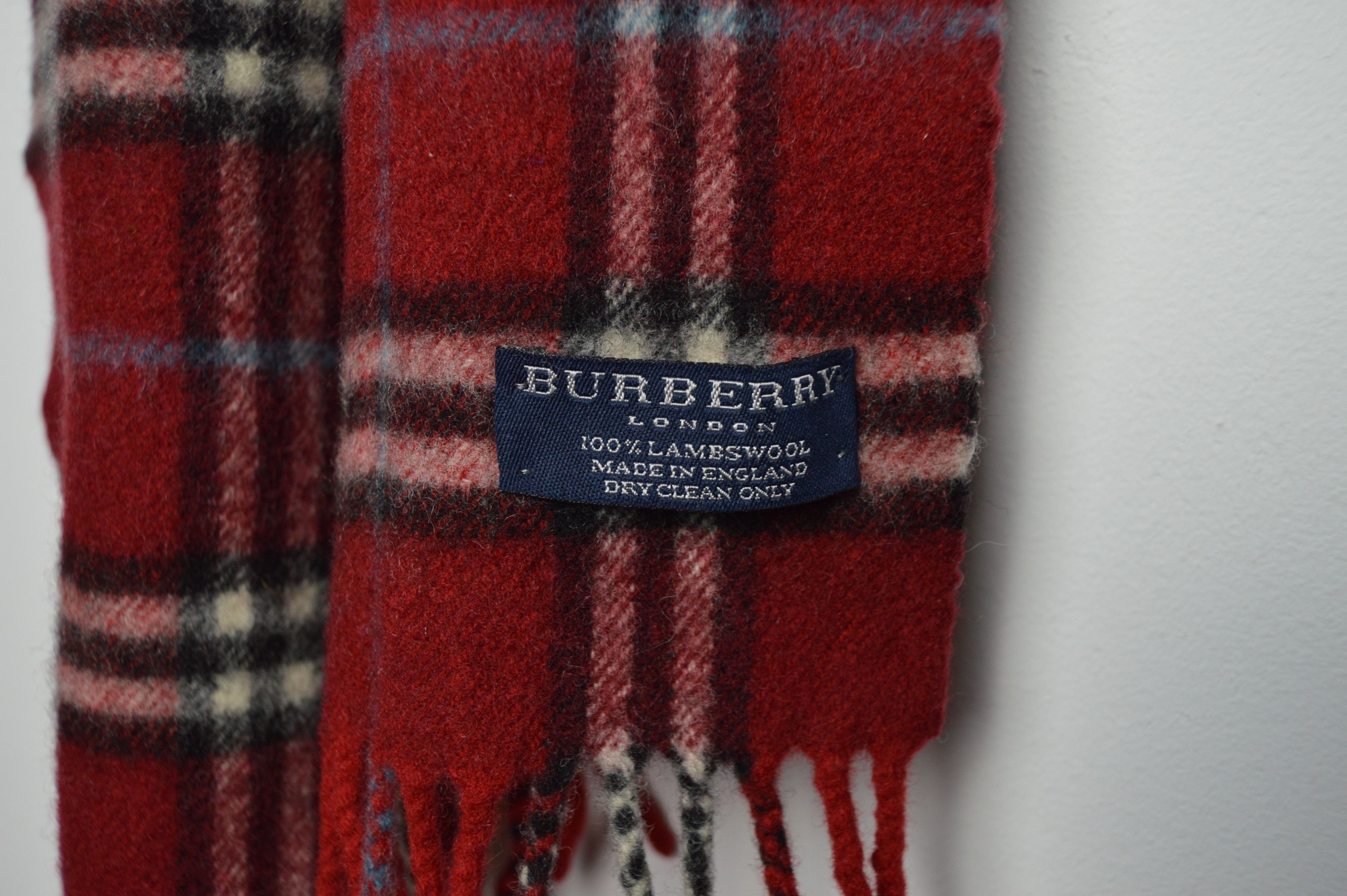 Burberry Burberry red nova checked lambswool scarf Size ONE SIZE - 3 Thumbnail
