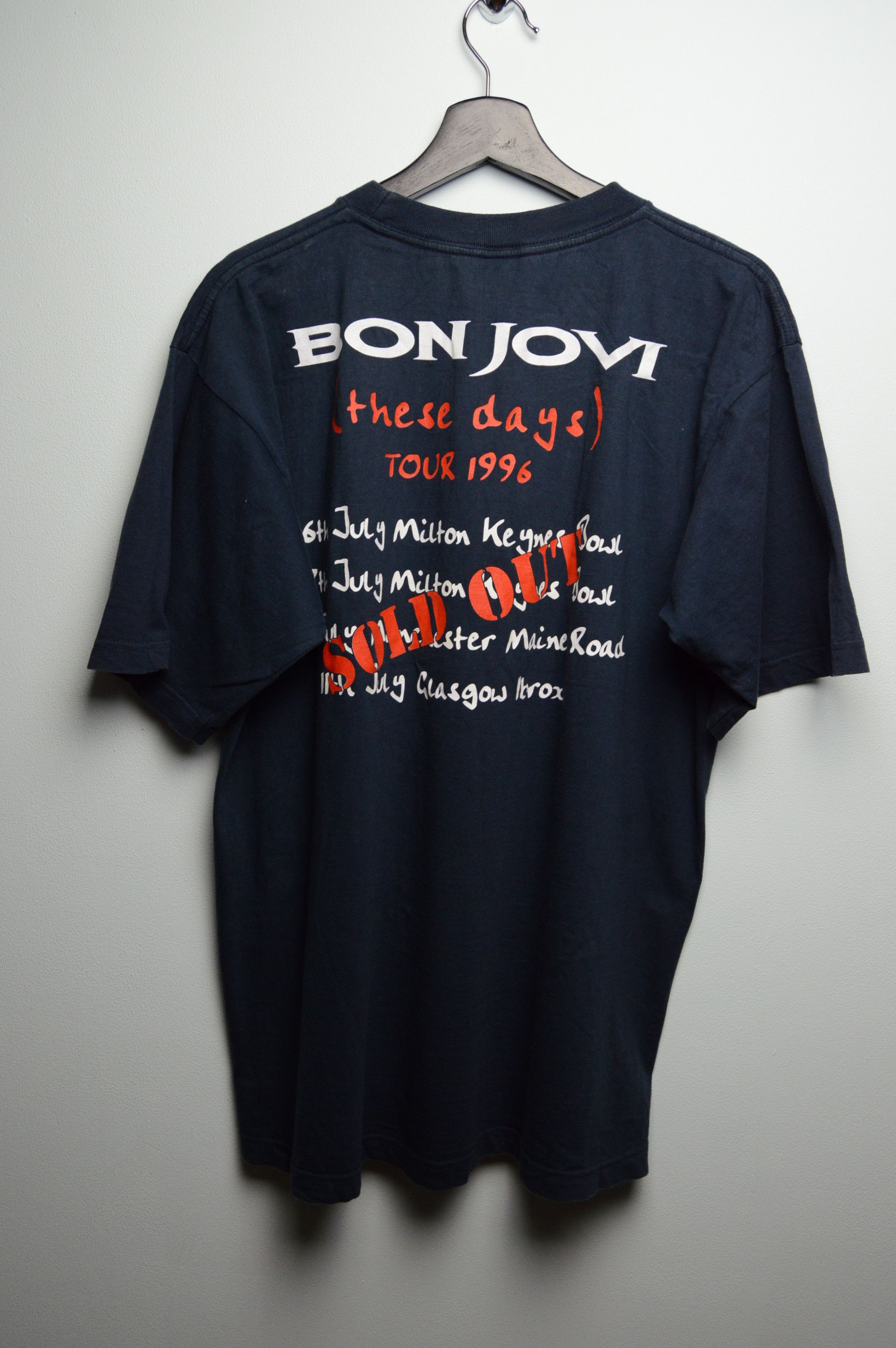 Band Tees Bon Jovi 1996 y2k t shirt Size US XL / EU 56 / 4 - 2 Thumbnail